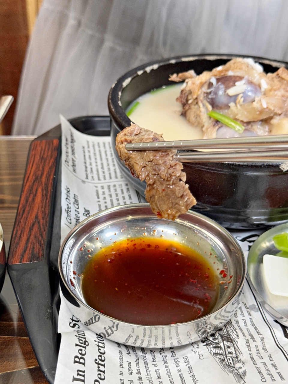 （有菜單）高雄豬肉湯飯『小月 釜山豬肉湯飯』大骨湯泡飯、辣炒年糕、韓食小吃美食推薦 @高雄美食底對
