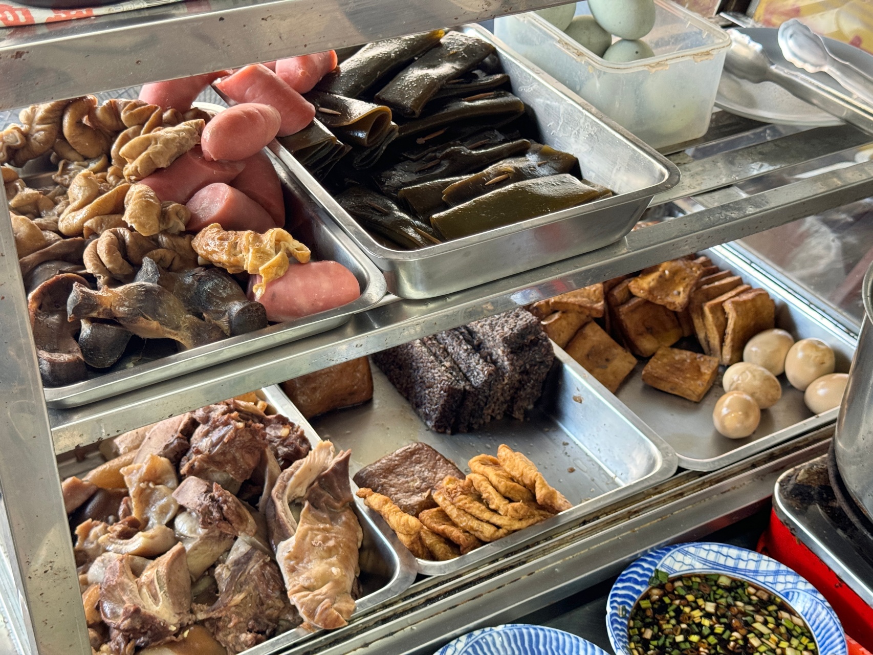 中都街美食 高雄平價美食『中都外省麵 牛肉麵』35元外省麵 手工麵條很Q彈 @高雄美食底對