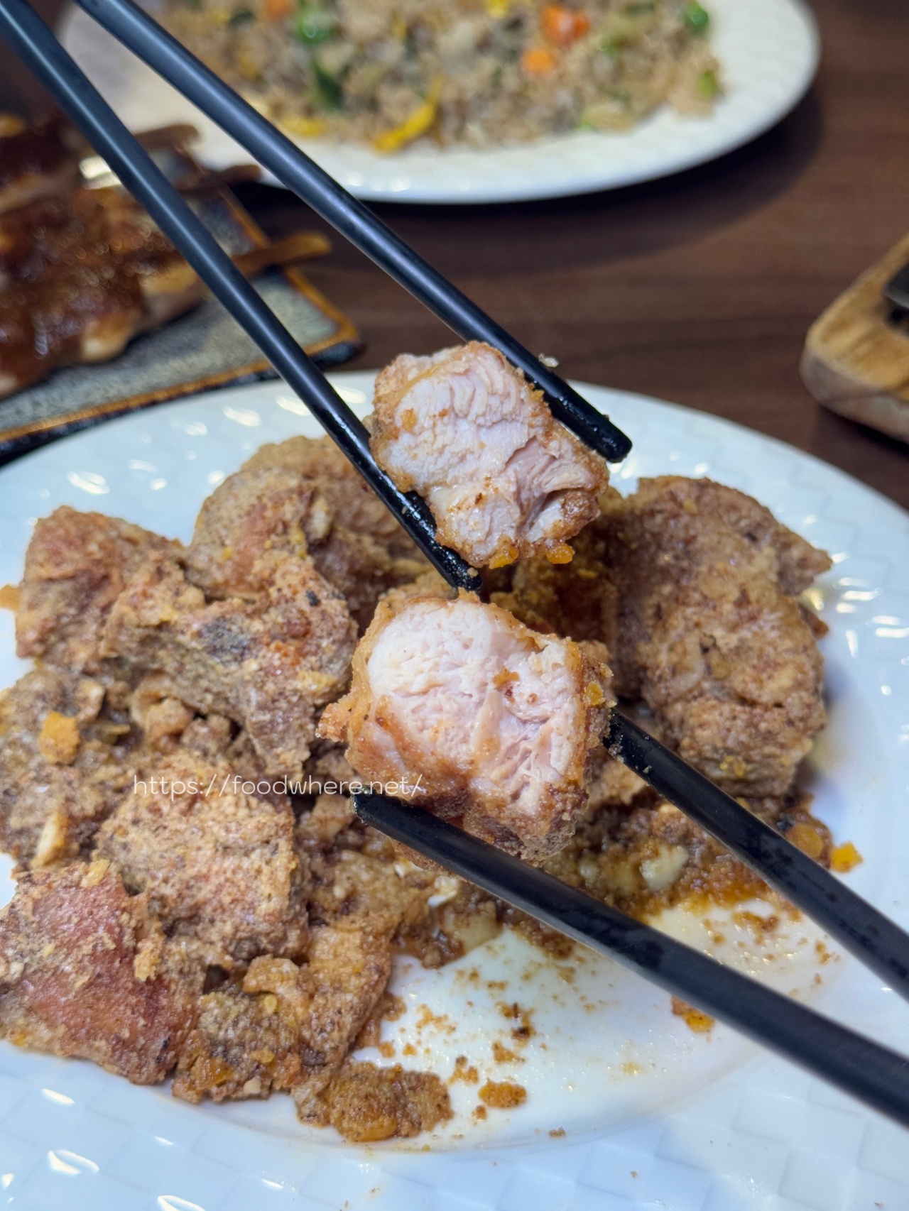 （有菜單）高雄每天都爆棚《喜樂天串燒屋》天冷還有薑母雞鍋、麻辣烤魚！平價選擇多高雄聚餐首選 @高雄美食底對