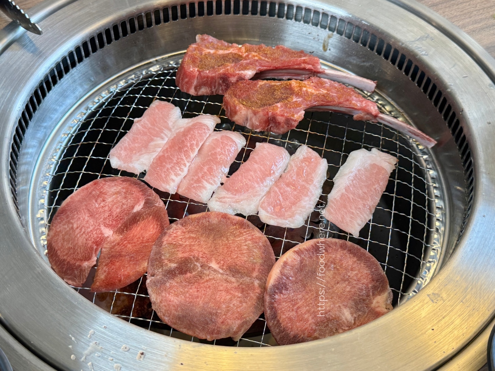（有菜單）高雄最新燒肉吃到飽《夯下去》 馬辣集團旗下燒肉放題開箱 @高雄美食底對