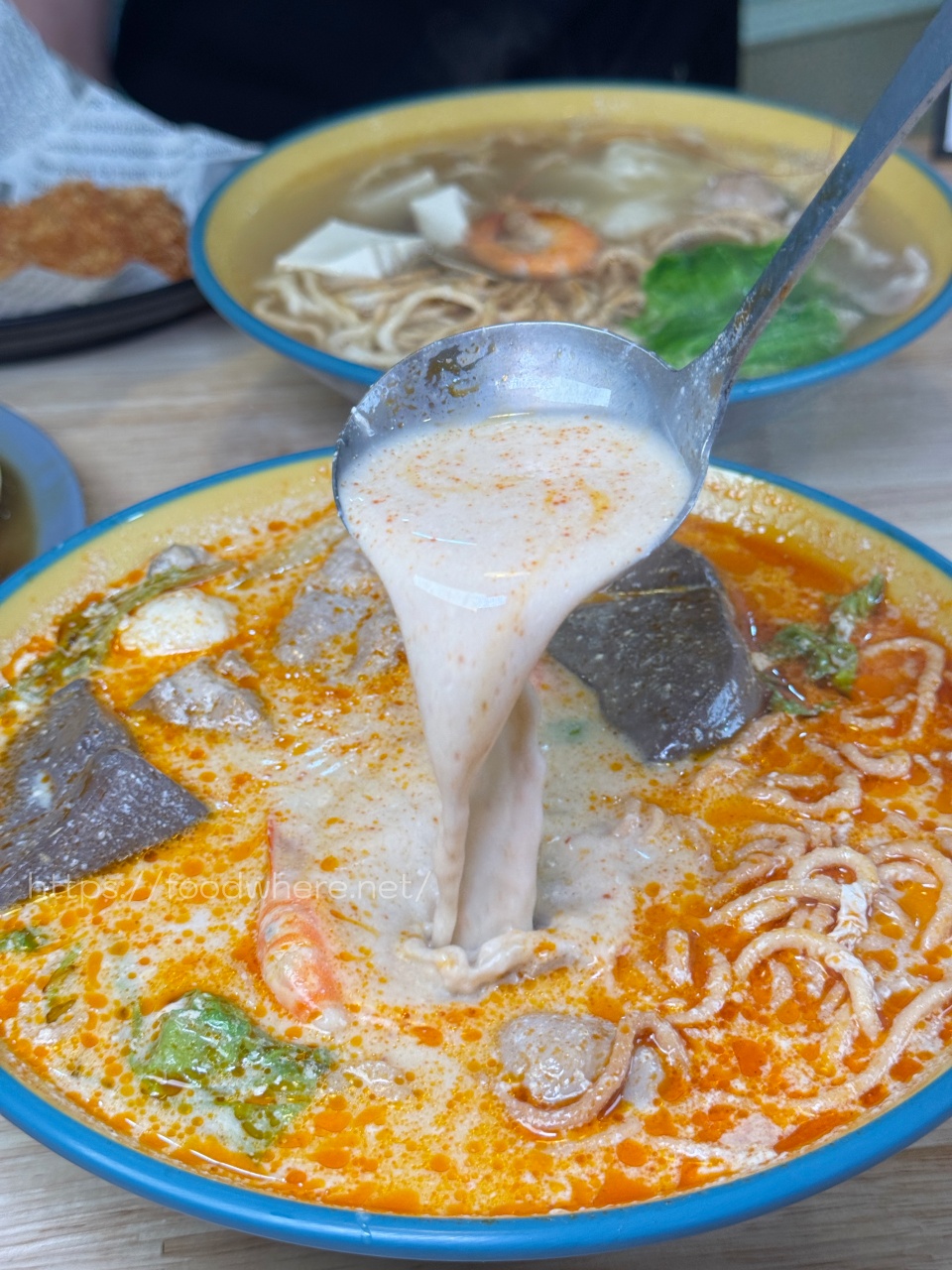 高雄必吃麻奶鍋燒『麻麻桑鍋燒麵.海產粥.咖喱飯.炸物專賣店』鍋燒系列內用外帶都可以免費加麵一次 @高雄美食底對