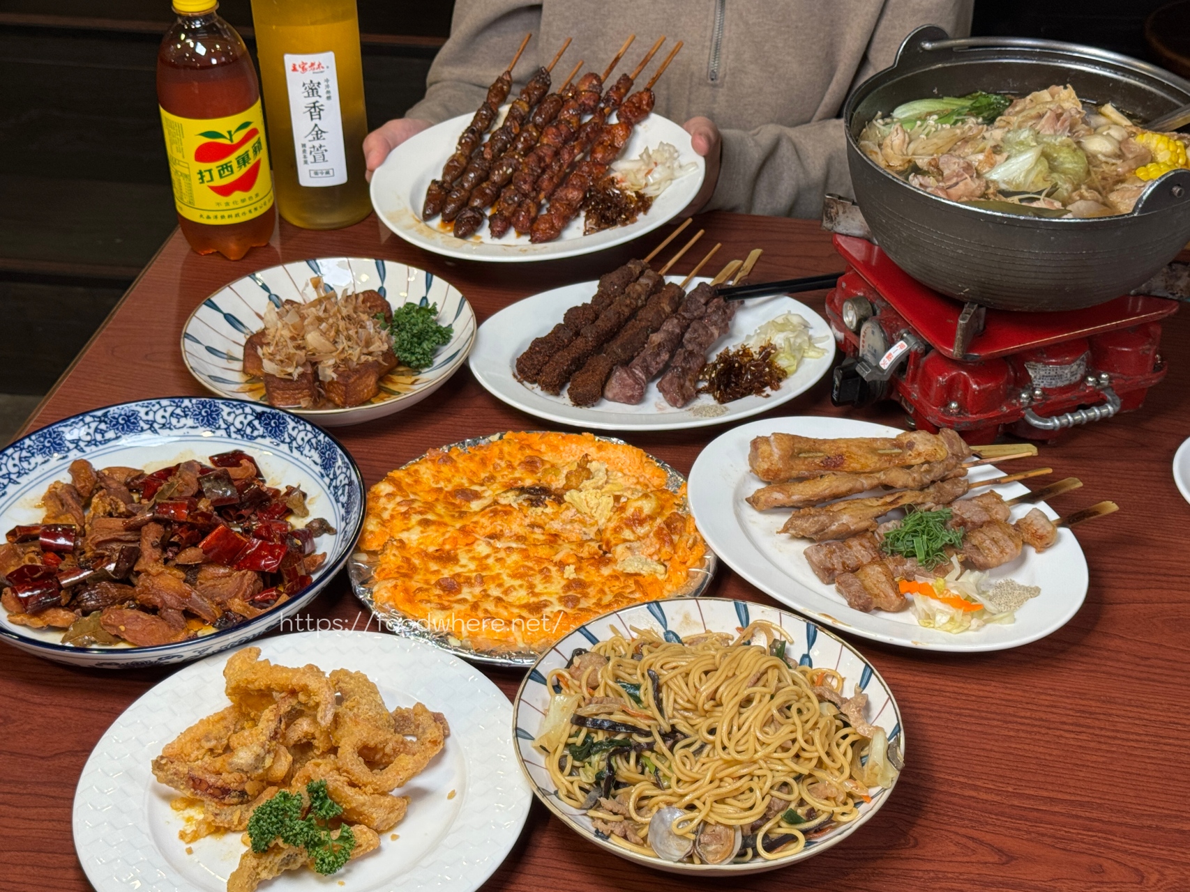 （有菜單）高雄必訪！《新樂園串燒屋》平價串燒熱炒菜色選擇爆多～高雄下班聚餐小酌首選 @高雄美食底對