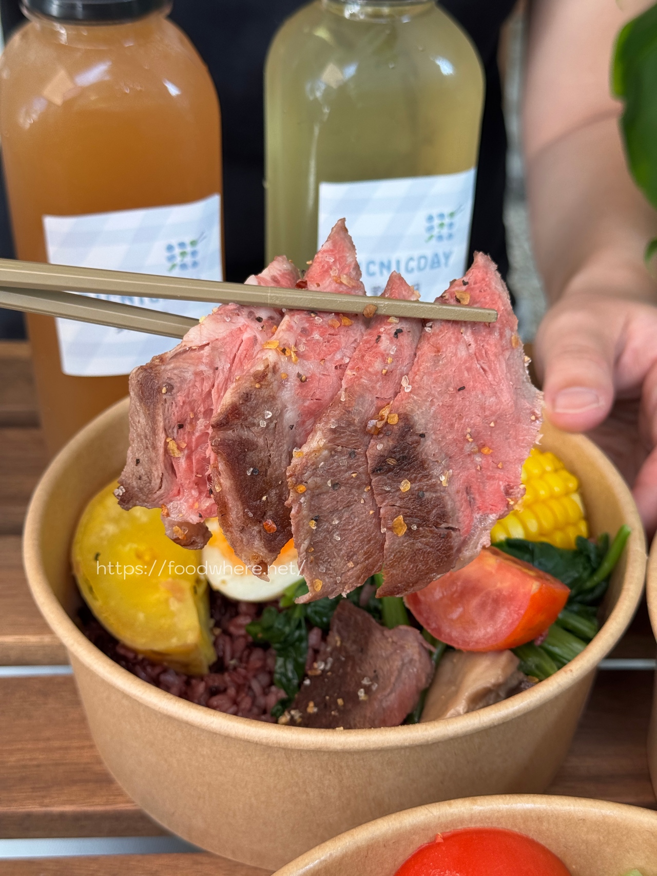 （有價格表）高雄健康餐盒推薦《野餐，日。健康餐盒》高雄高醫店 嘉義舒肥雞！多種口味口選 @高雄美食底對