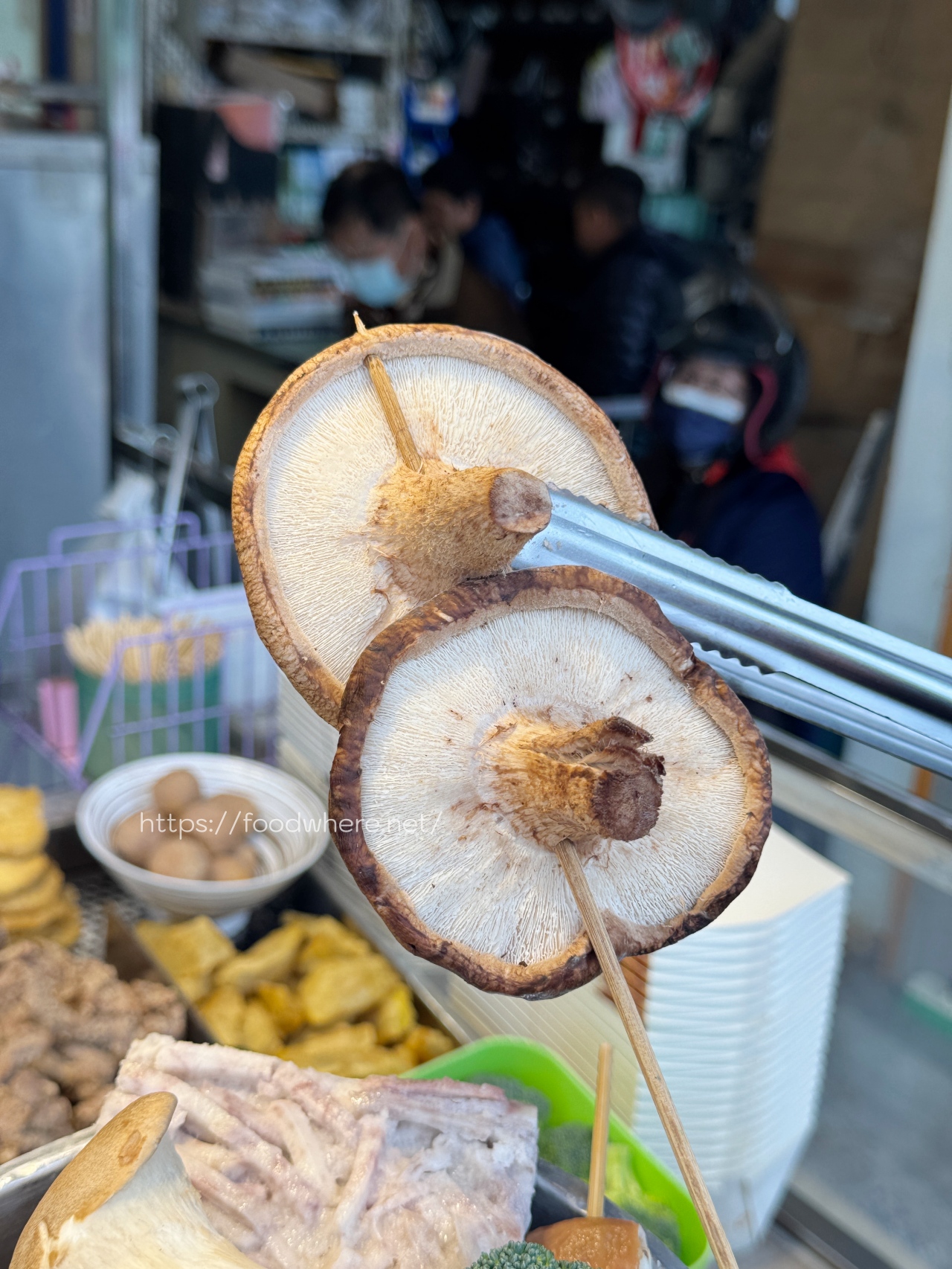 楠梓最狂鹹酥雞《丞台灣鹹酥雞》德國豬腳、極厚切雞排、最新鮮澎湖小卷 @高雄美食底對