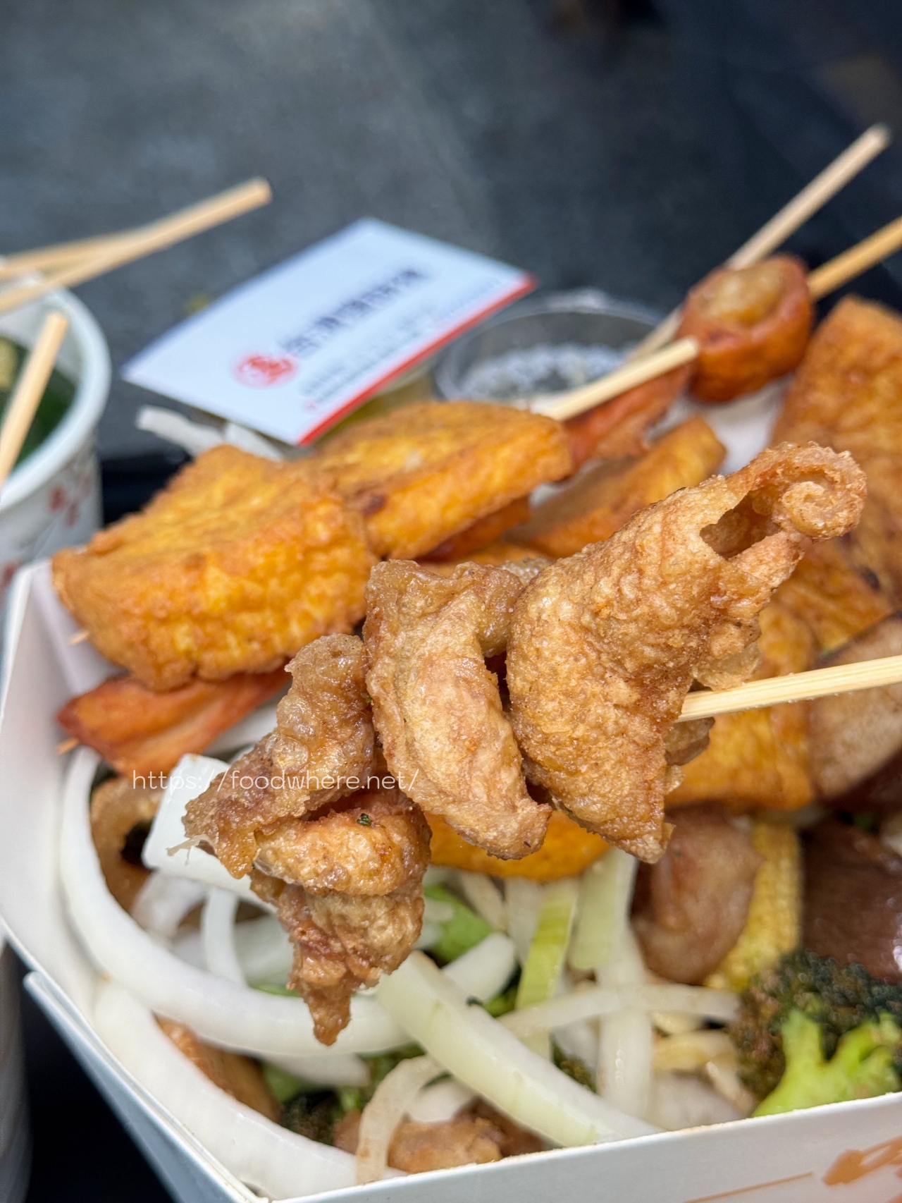 楠梓最狂鹹酥雞《丞台灣鹹酥雞》德國豬腳、極厚切雞排、最新鮮澎湖小卷 @高雄美食底對