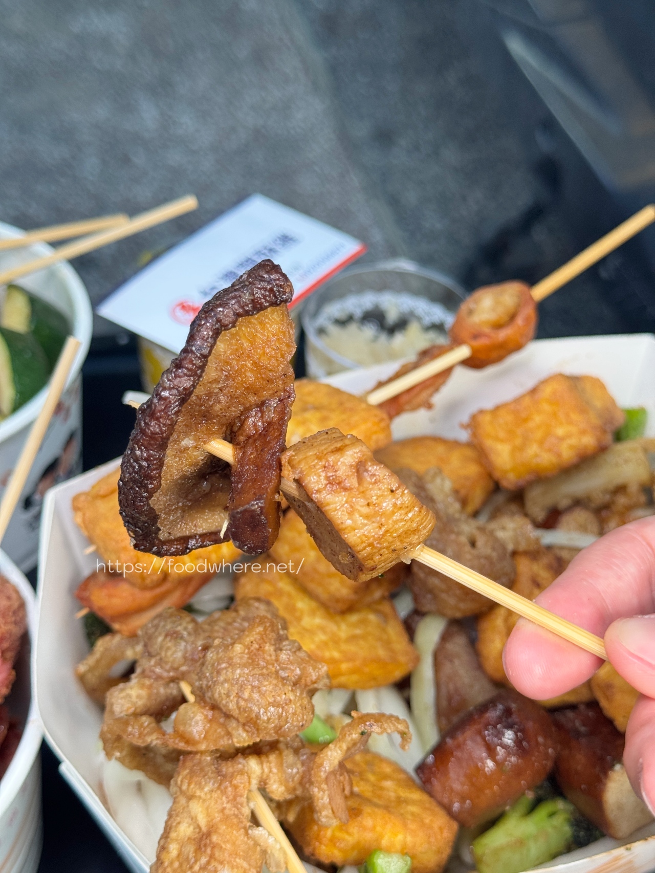 楠梓最狂鹹酥雞《丞台灣鹹酥雞》德國豬腳、極厚切雞排、最新鮮澎湖小卷 @高雄美食底對