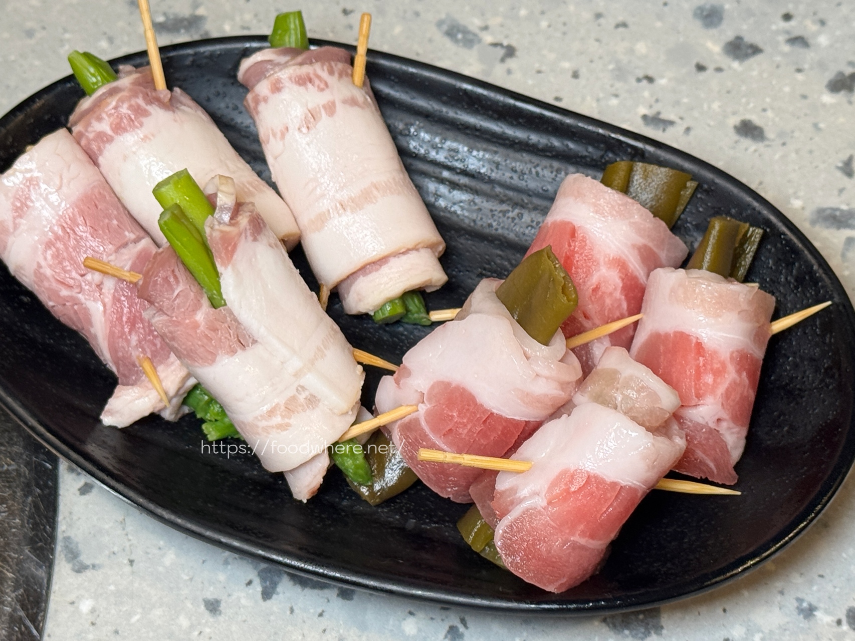 高雄燒肉599起吃到飽『Oh ! Yaki精緻燒肉吃到飽』雞豬牛海鮮各式食材都新鮮。天使紅蝦 安格斯16盎司嫩肩牛 @高雄美食底對