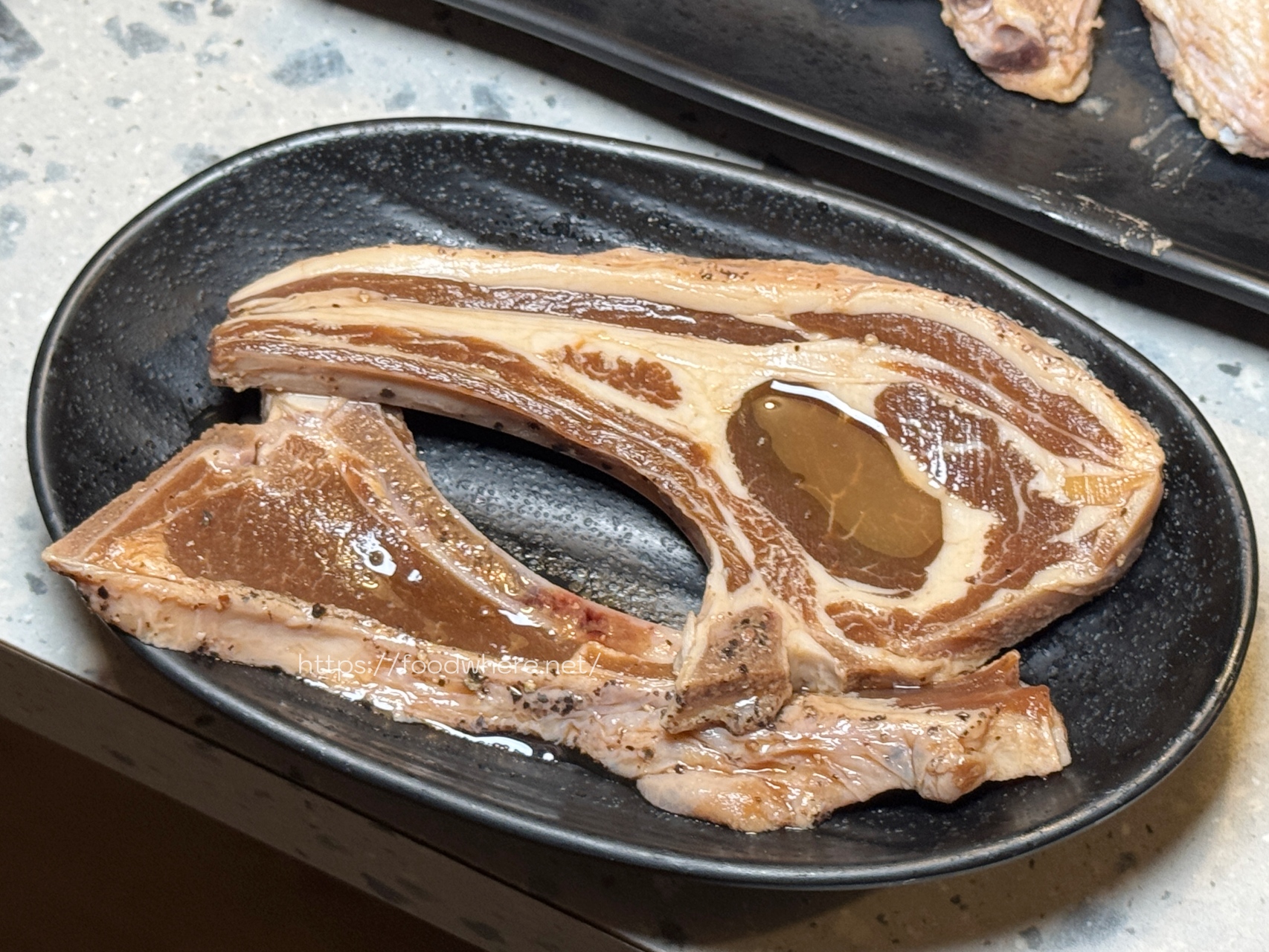 高雄燒肉599起吃到飽『Oh ! Yaki精緻燒肉吃到飽』雞豬牛海鮮各式食材都新鮮。天使紅蝦 安格斯16盎司嫩肩牛 @高雄美食底對