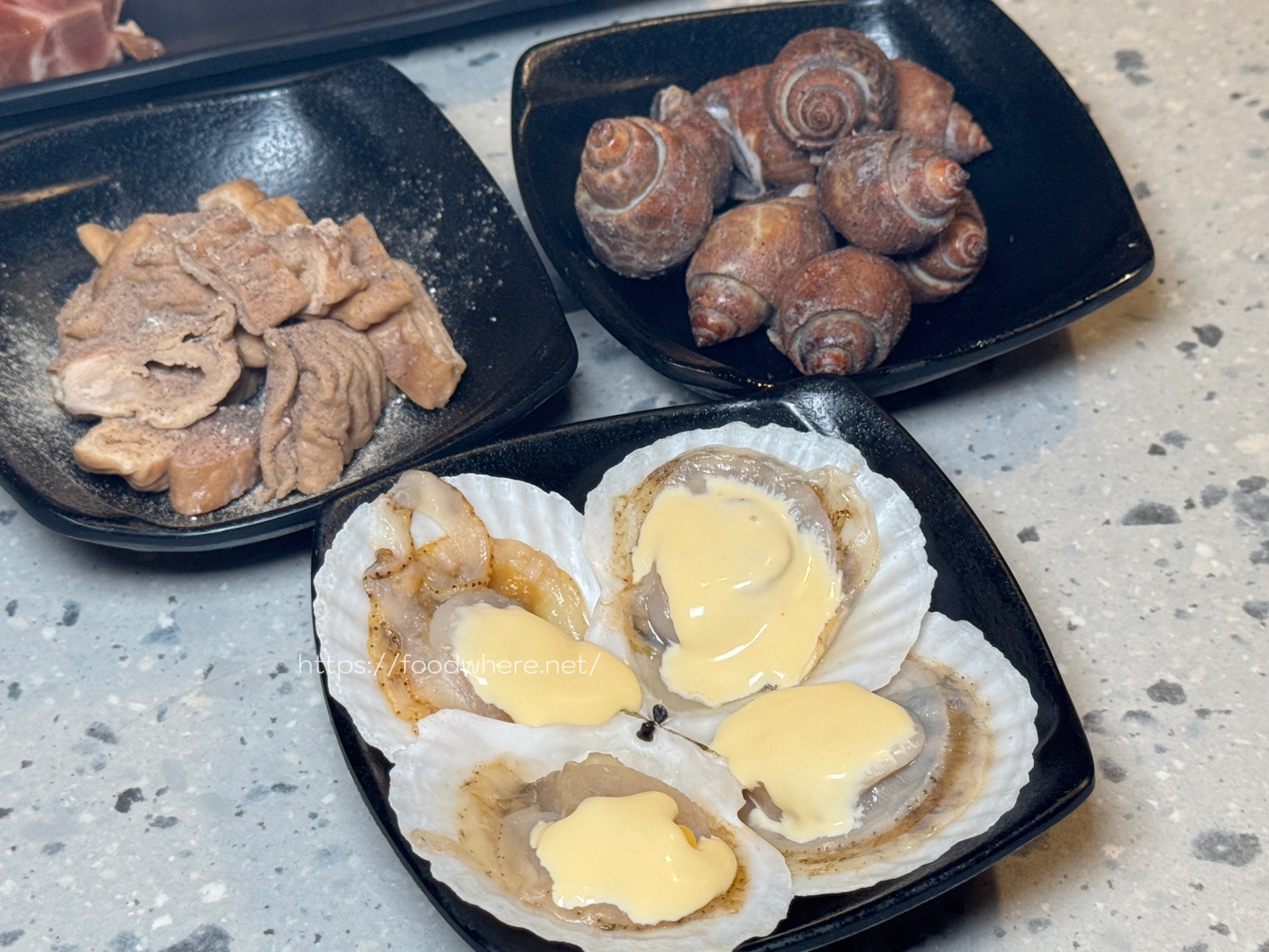高雄燒肉599起吃到飽『Oh ! Yaki精緻燒肉吃到飽』雞豬牛海鮮各式食材都新鮮。天使紅蝦 安格斯16盎司嫩肩牛 @高雄美食底對