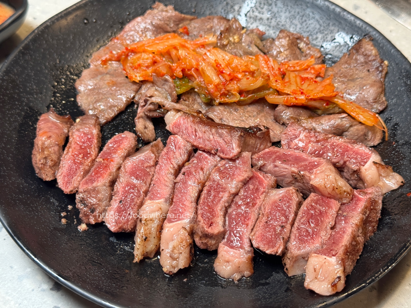 高雄燒肉599起吃到飽『Oh ! Yaki精緻燒肉吃到飽』雞豬牛海鮮各式食材都新鮮。天使紅蝦 安格斯16盎司嫩肩牛 @高雄美食底對