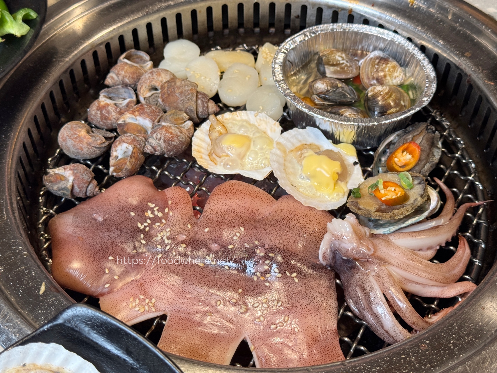 高雄燒肉599起吃到飽『Oh ! Yaki精緻燒肉吃到飽』雞豬牛海鮮各式食材都新鮮。天使紅蝦 安格斯16盎司嫩肩牛 @高雄美食底對