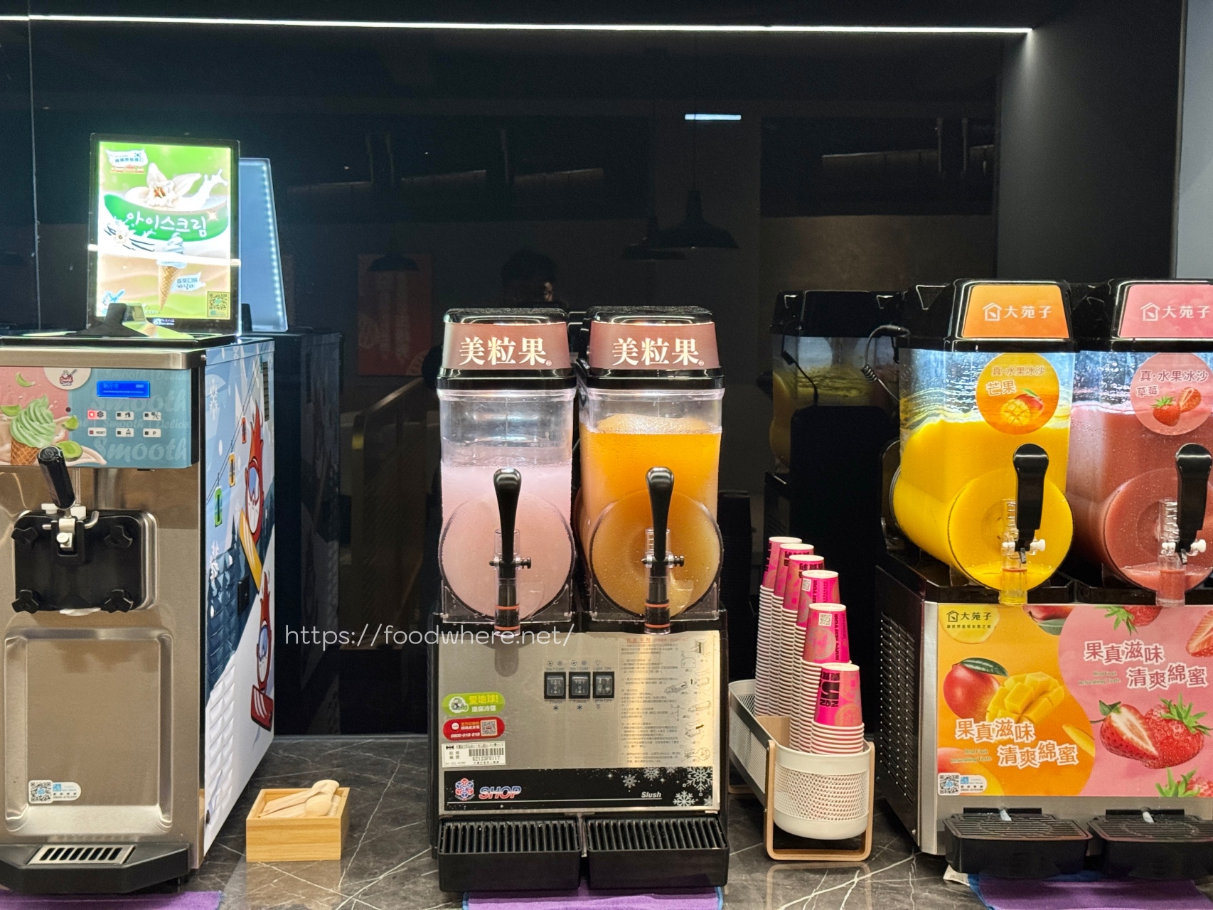 （2025菜單）全臺CP值最高的燒肉店《一底夯》129元起炭火燒烤+39元自助沙拉飲料吧吃到飽 @高雄美食底對