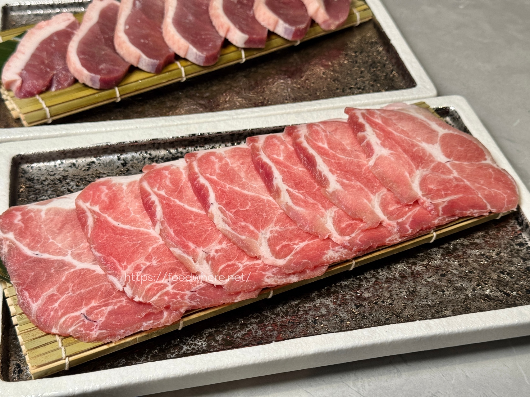 （2025菜單）全臺CP值最高的燒肉店《一底夯》129元起炭火燒烤+39元自助沙拉飲料吧吃到飽 @高雄美食底對