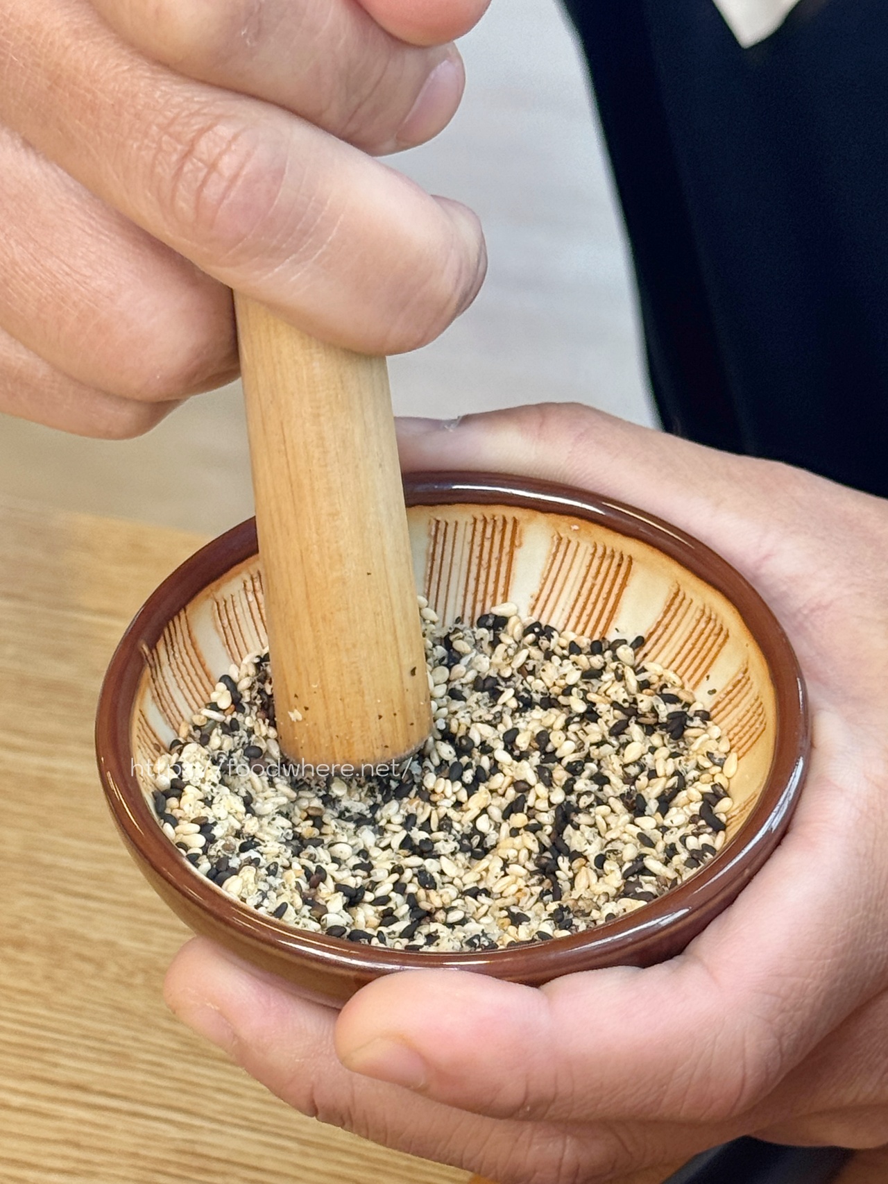 （有菜單）蝦蝦味噌拉麵《初狩拉麵》每日500隻蝦頭熬煮濃郁蝦湯，海鹽拉麵也大推！ @高雄美食底對