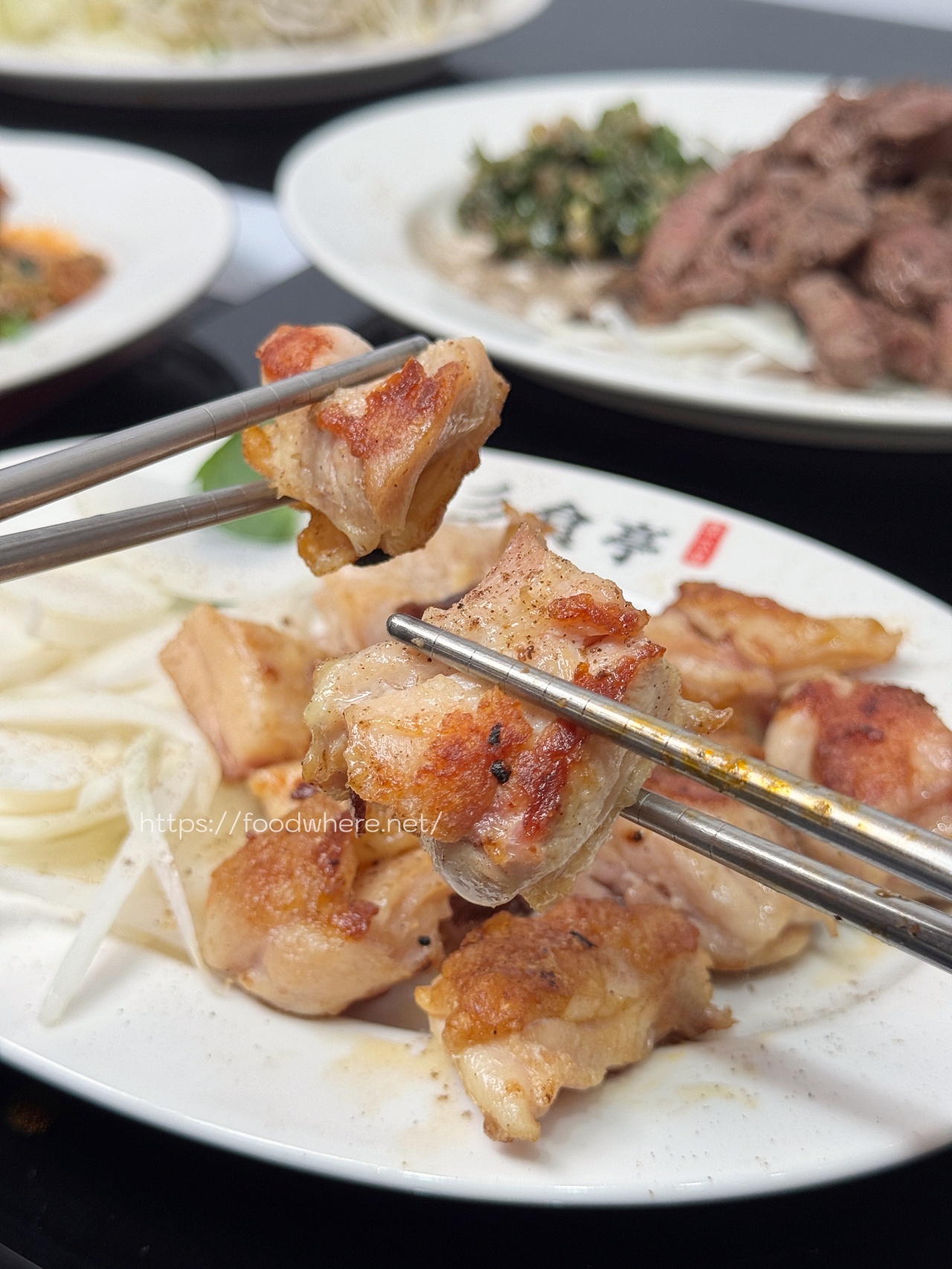 （有菜單）高雄超狂鐵板燒《彡食亭鐵板燒-高雄鼎中店》牛排店等級嫩肩牛、沙朗、菲力！雙倍肉量爆吃～白飯、湯、飲料無限量供應 @高雄美食底對