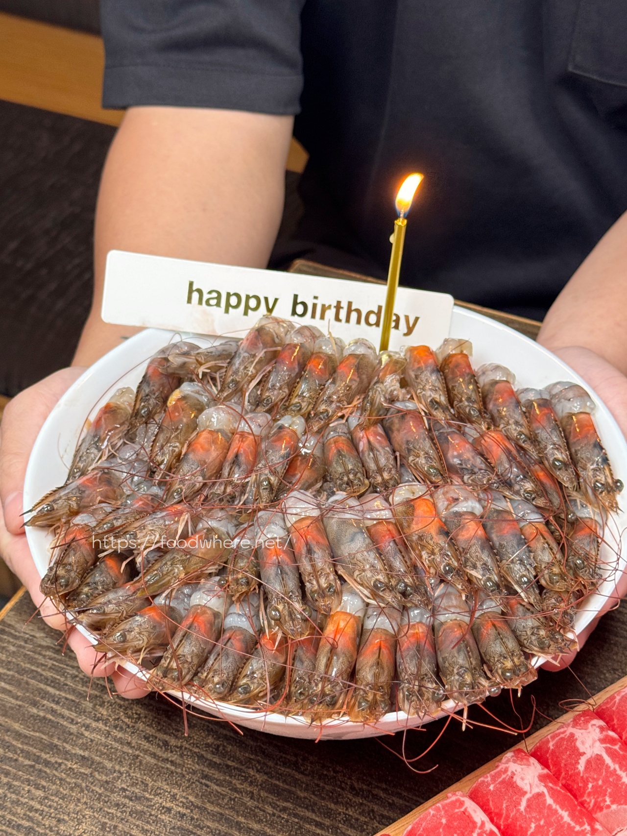 高雄壽喜燒推薦《井兵衛壽喜燒》肉控天堂！全台最浮誇壽喜燒肉盤，加點月亮蝦餅也很可以 @高雄美食底對