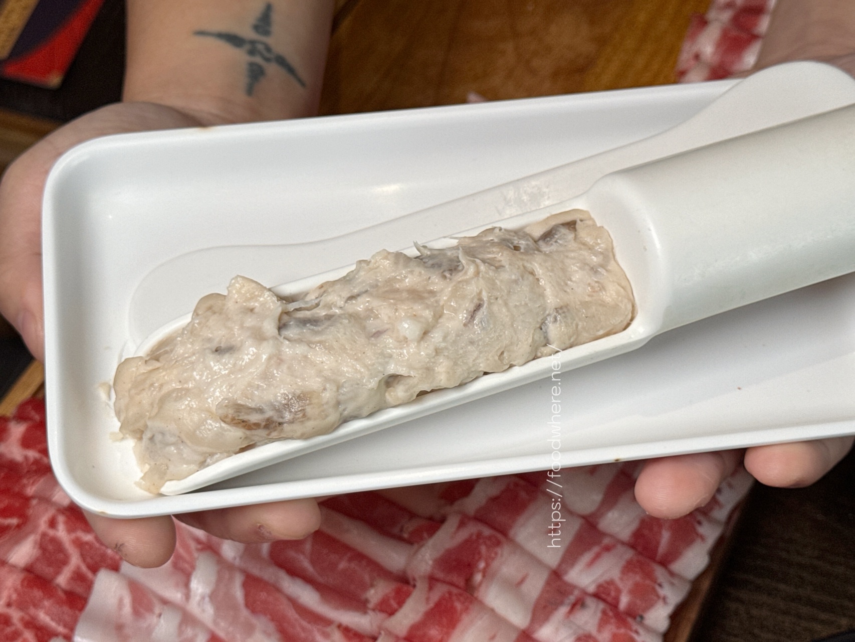 高雄壽喜燒推薦《井兵衛壽喜燒》肉控天堂！全台最浮誇壽喜燒肉盤，加點月亮蝦餅也很可以 @高雄美食底對