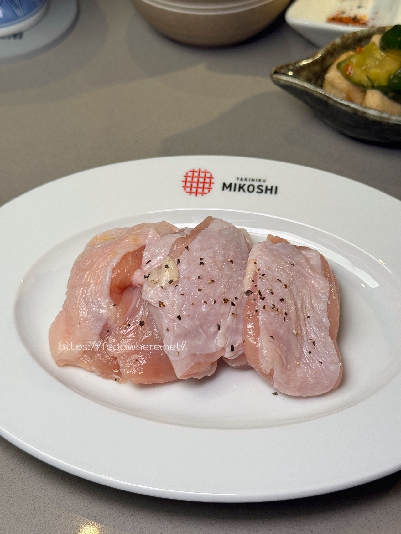 （完整菜單）高雄前金區《己越燒肉 MIKOSHI YAKINIKU》鮨己越新品牌，職人級燒肉體驗 @高雄美食底對