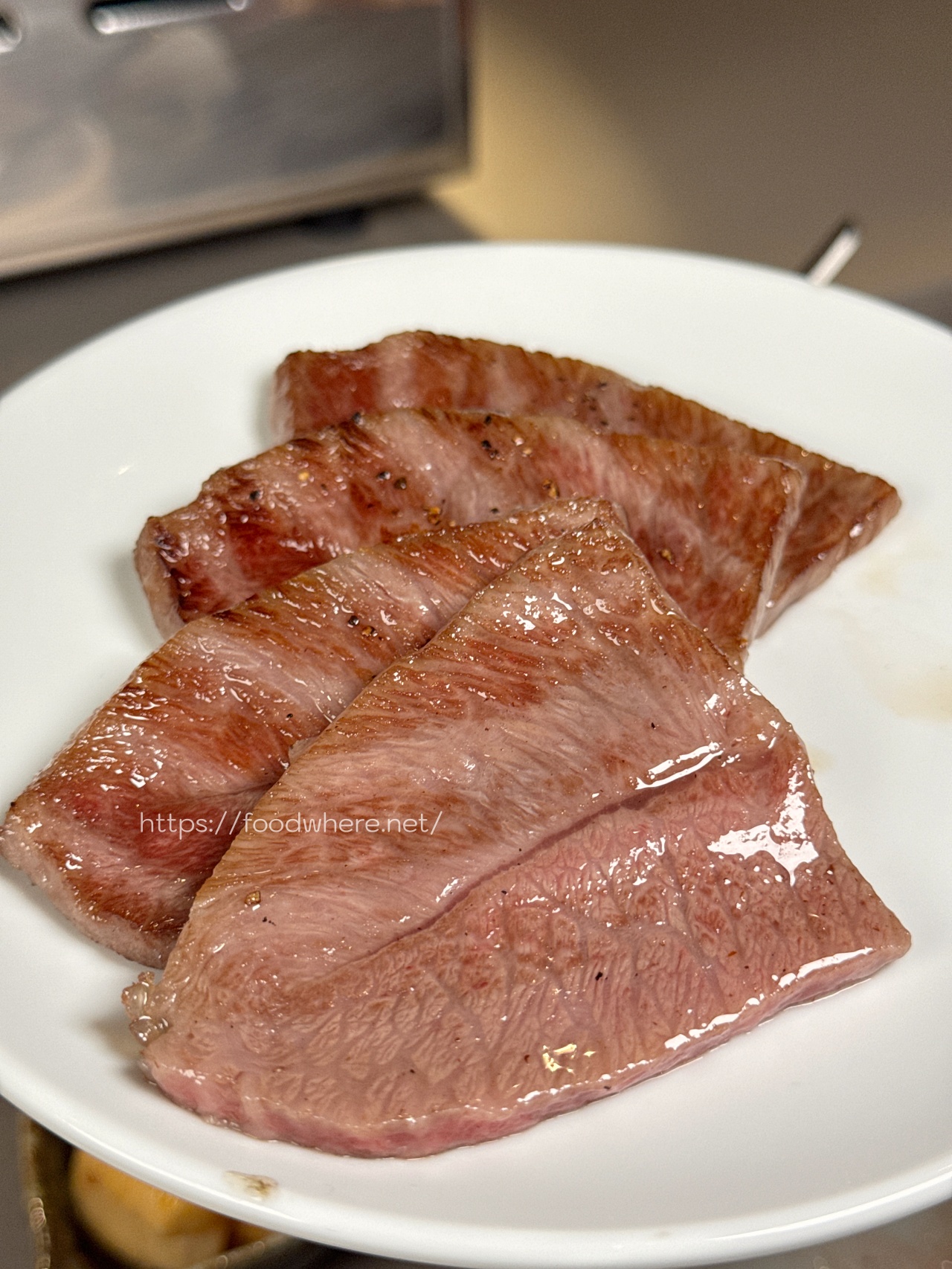 （完整菜單）高雄前金區《己越燒肉 MIKOSHI YAKINIKU》鮨己越新品牌，職人級燒肉體驗 @高雄美食底對