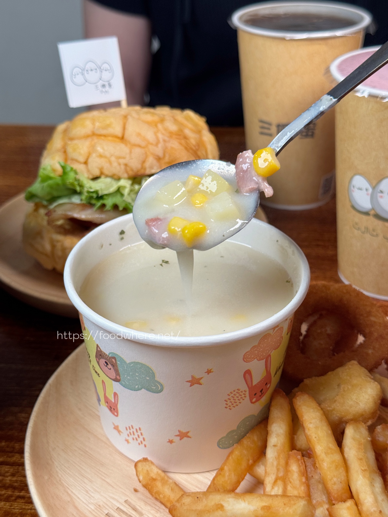 （有放菜單）五甲鳳山早餐推薦《三個蛋早午餐》這家早午餐竟然把梅乾扣肉夾進蛋餅！還有69元超佛心套餐！ @高雄美食底對