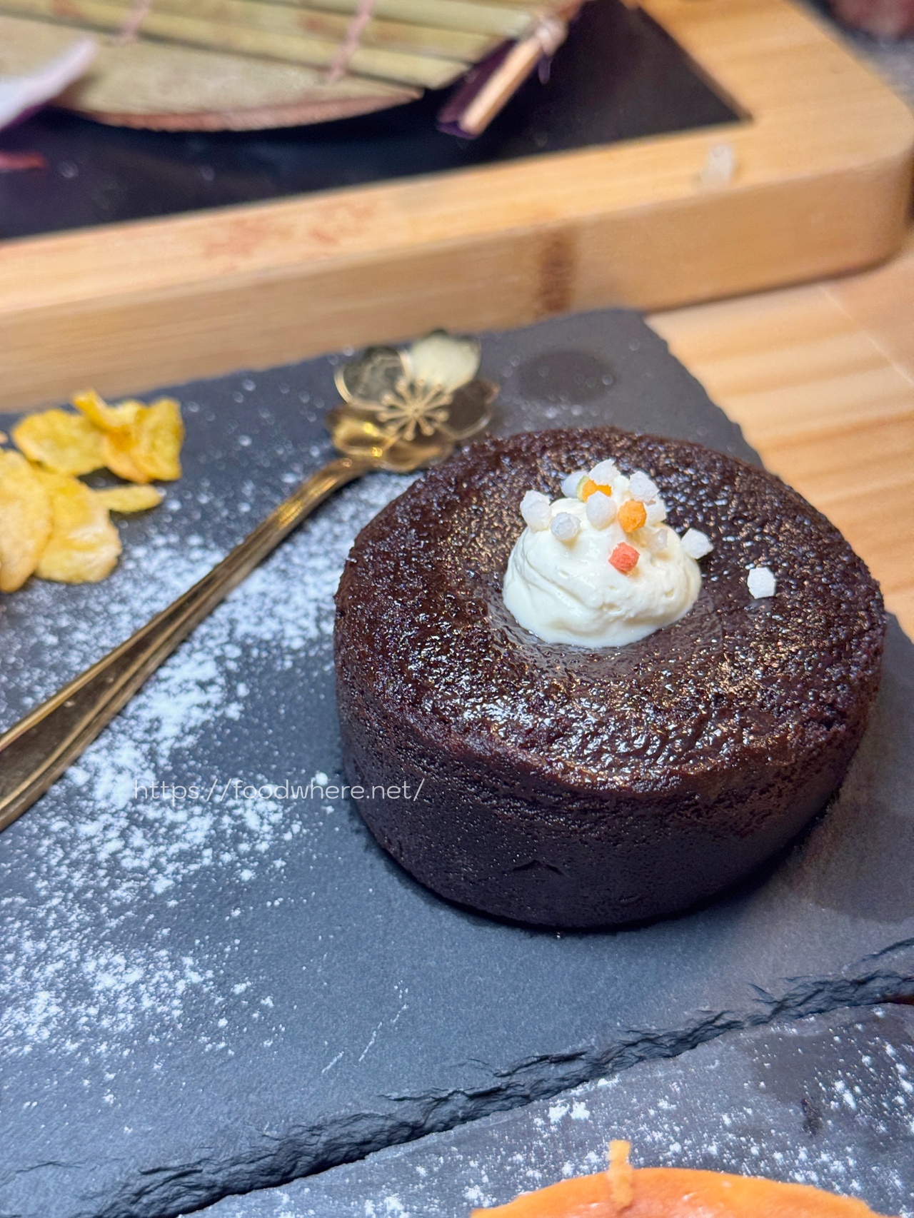 （完整菜單）高雄新開幕韓式燒肉《慕十里韓式燒肉 高雄左營店》超狂雙人套餐全攻略！活醃蟹限量、厚切牛舌超犯規 @高雄美食底對