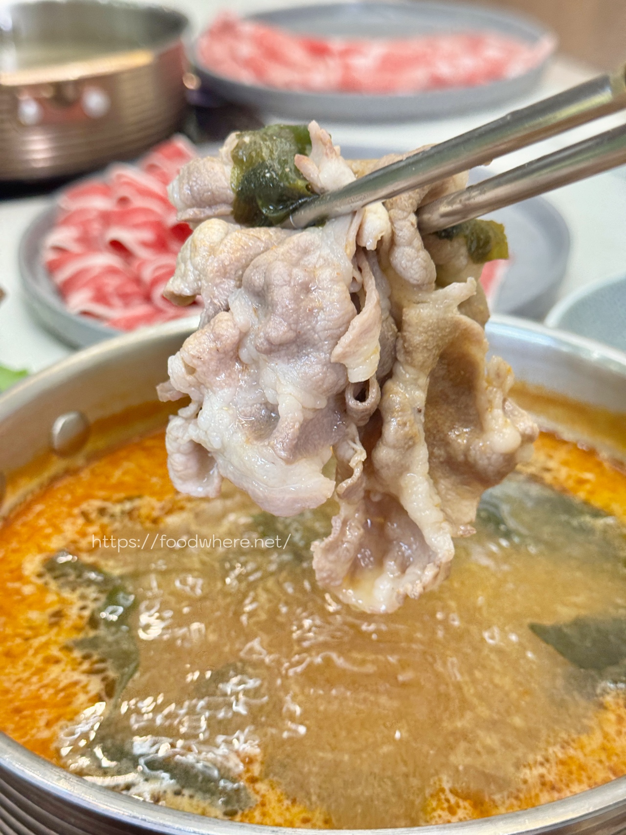 （有放菜單）高雄最強火鍋菜吧《伊根鍋屋鼎強店》肉品升級、自助區超狂蔬菜鍋料吃到飽！宵夜時段也能來用餐 @高雄美食底對
