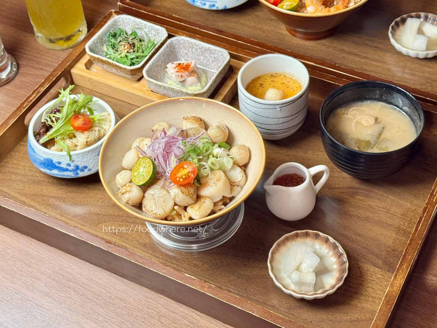 （有完整菜單）高雄最強蒜蝦飯《究鶴餐館》新品爆量干貝親子丼 、火鍋、壽喜燒，高雄森林系餐廳 @高雄美食底對