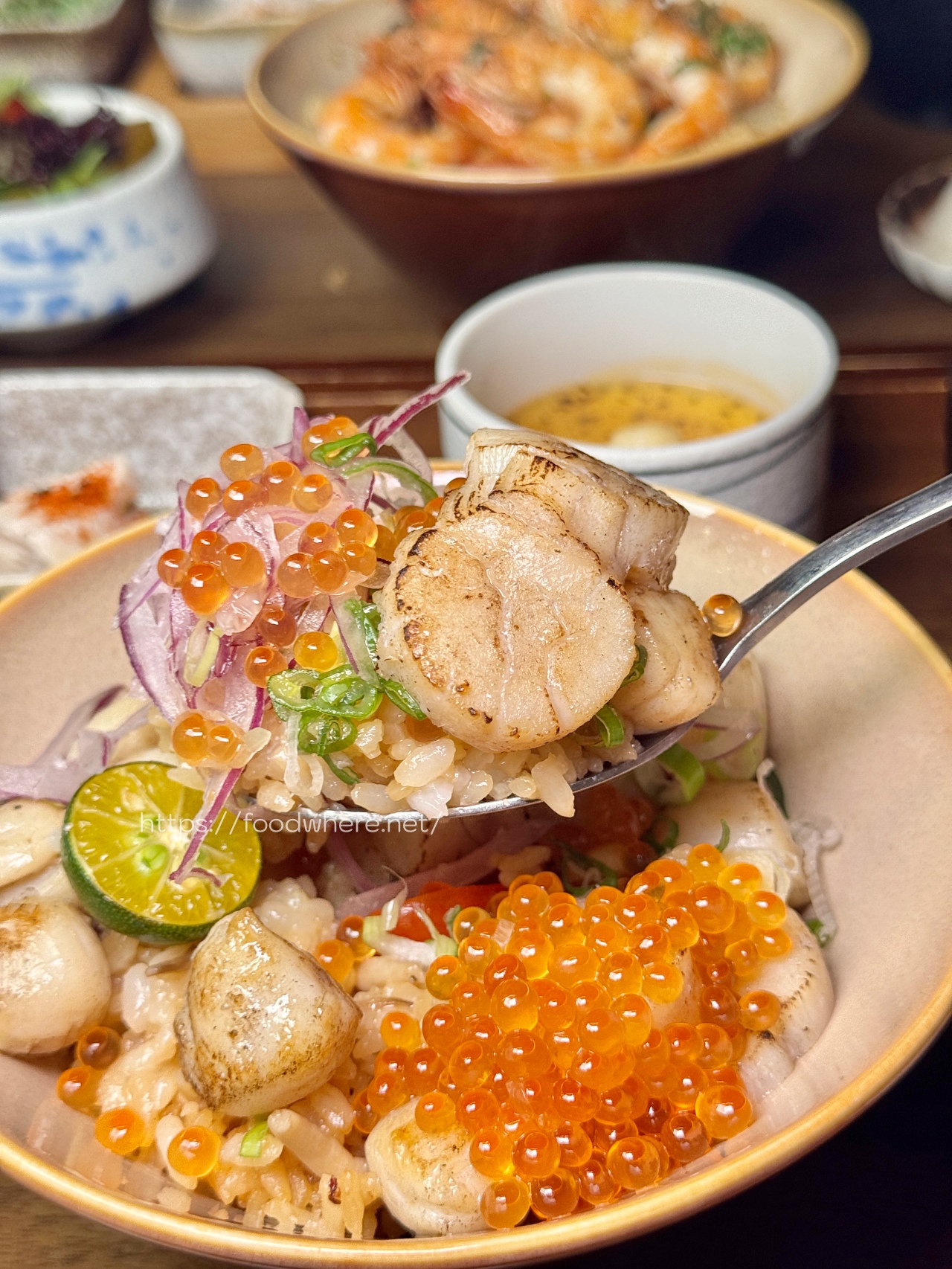 （有完整菜單）高雄最強蒜蝦飯《究鶴餐館》新品爆量干貝親子丼 、火鍋、壽喜燒，高雄森林系餐廳 @高雄美食底對