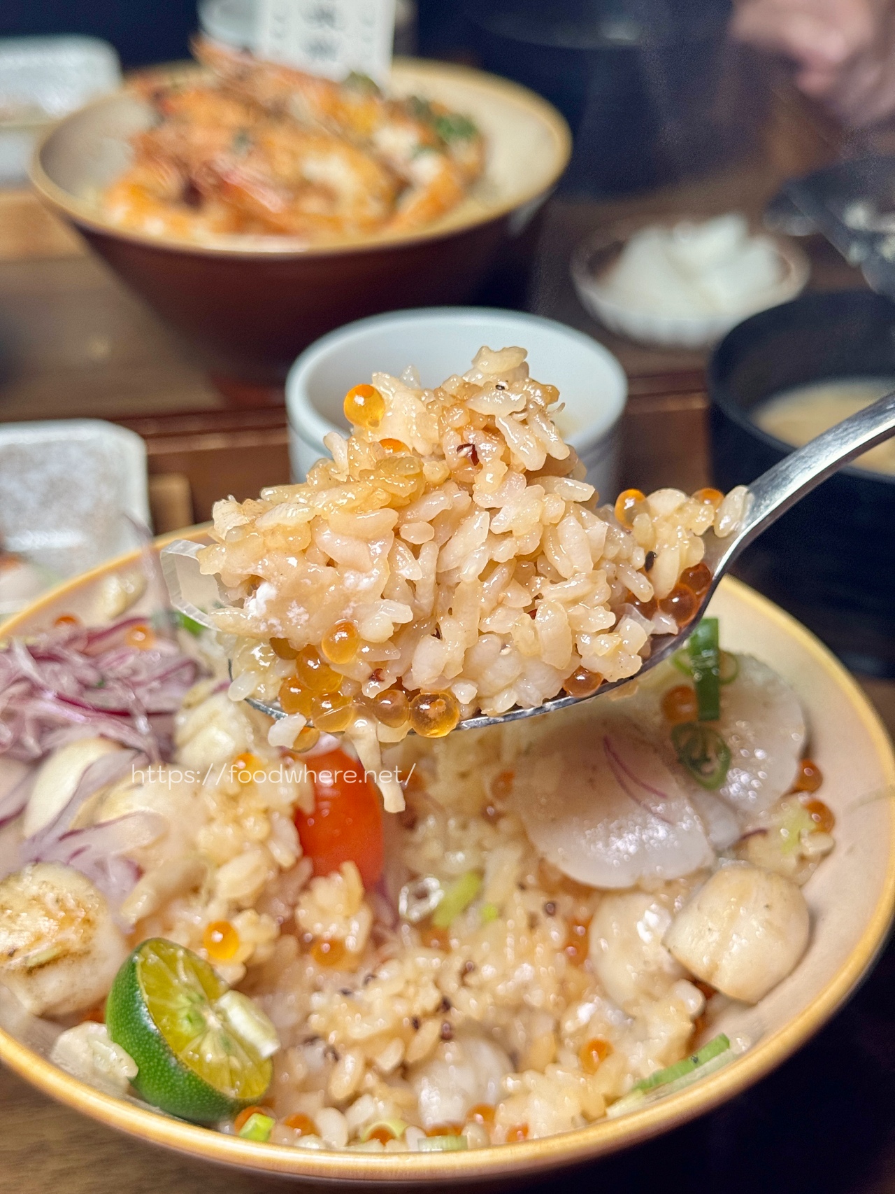 （有完整菜單）高雄最強蒜蝦飯《究鶴餐館》新品爆量干貝親子丼 、火鍋、壽喜燒，高雄森林系餐廳 @高雄美食底對