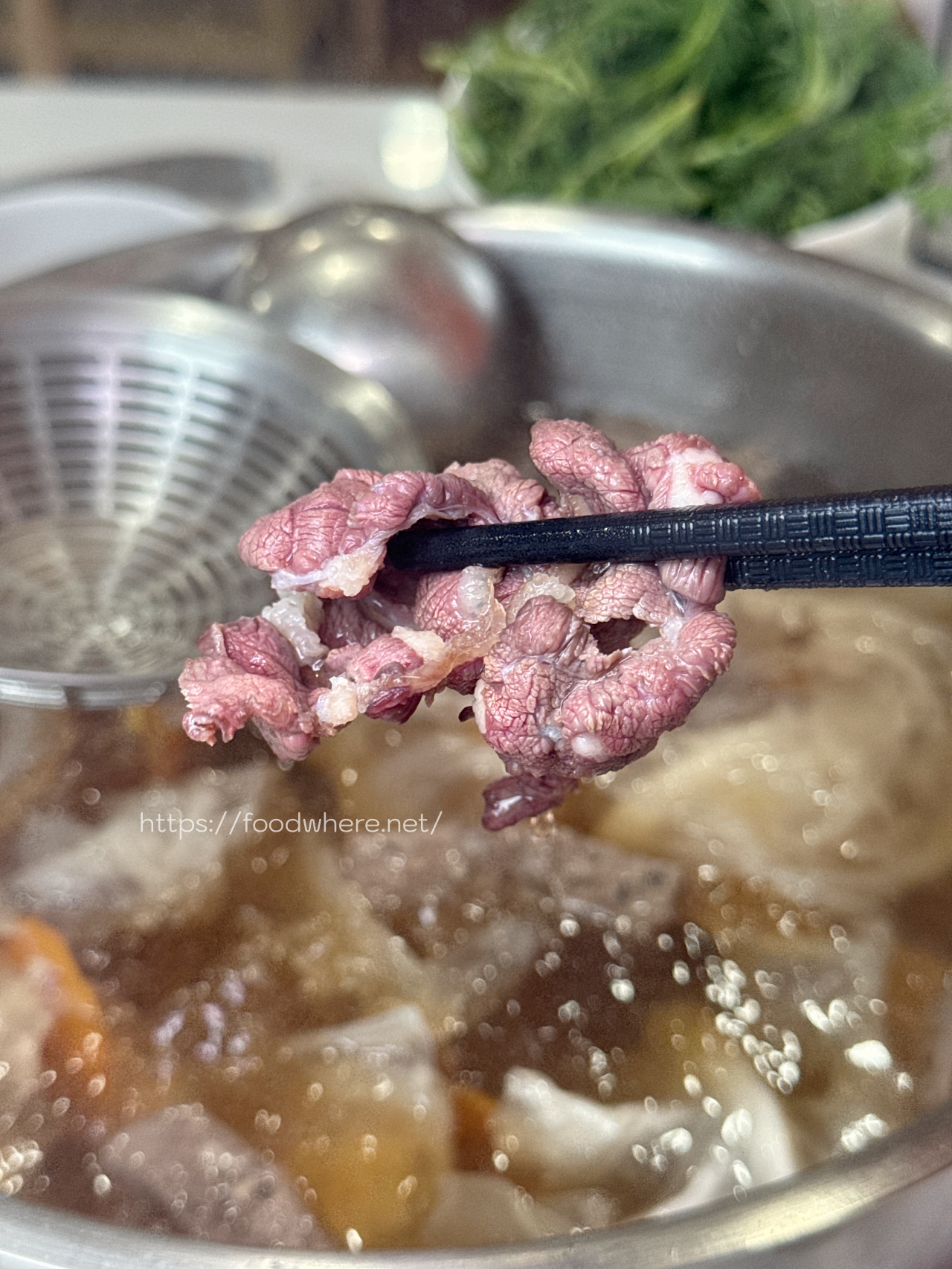 溫體牛控必收！高雄《山皇牛潮汕溫體牛肉火鍋》超強手打牛肉丸必點，現切牛肉、牛骨清湯鍋超驚艷 @高雄美食底對