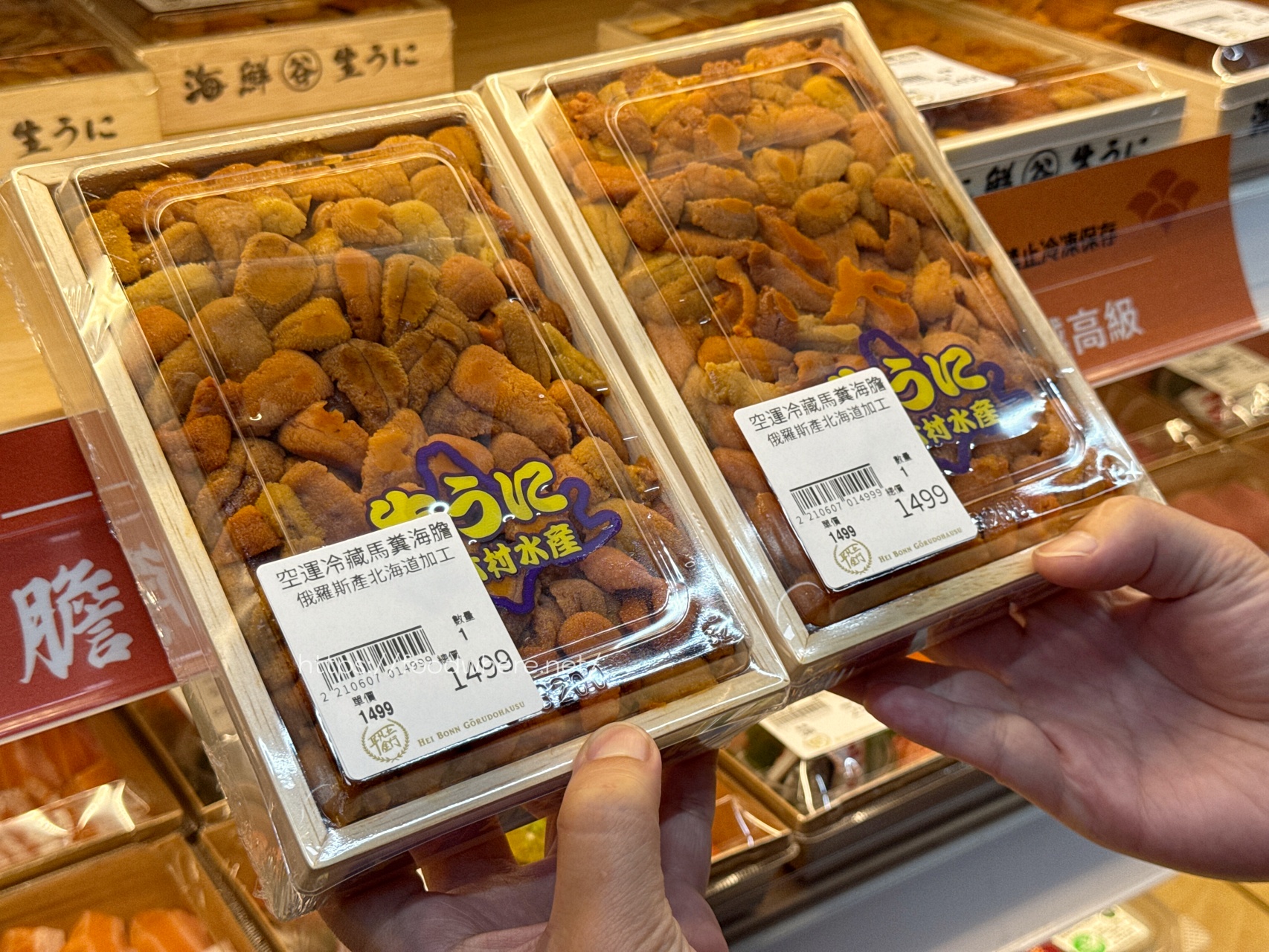 高雄生鮮超市推薦《平凡五金行》聚餐寶藏店！免費代客料理、世界頂級肉品、活體海鮮選擇多 @高雄美食底對