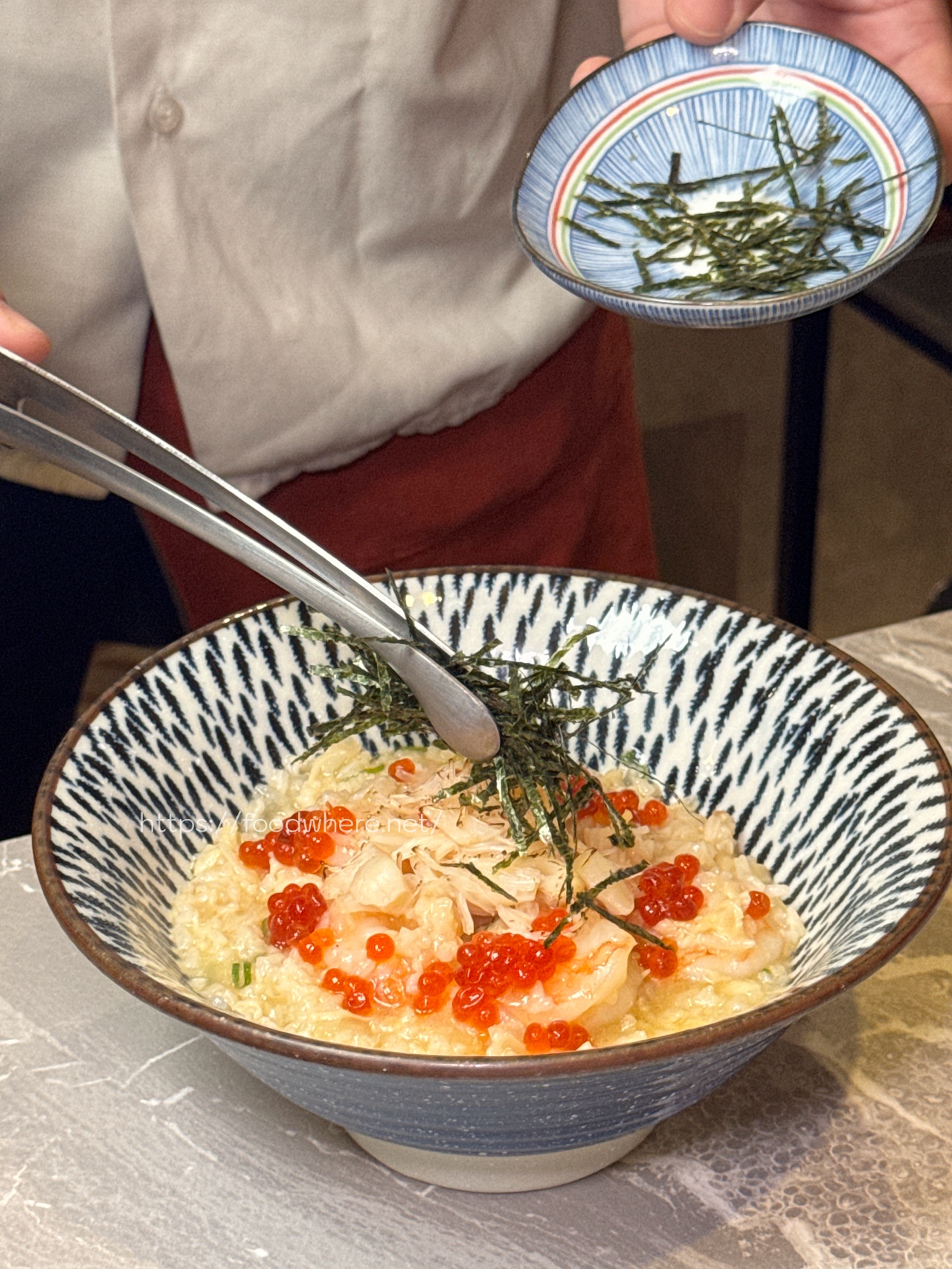 （有放菜單）高雄最美鍋物店《無同麻辣鍋物》 奶油蒜蓉蝦仁雜炊，超強甜點收尾每一道都能吃出儀式感 @高雄美食底對