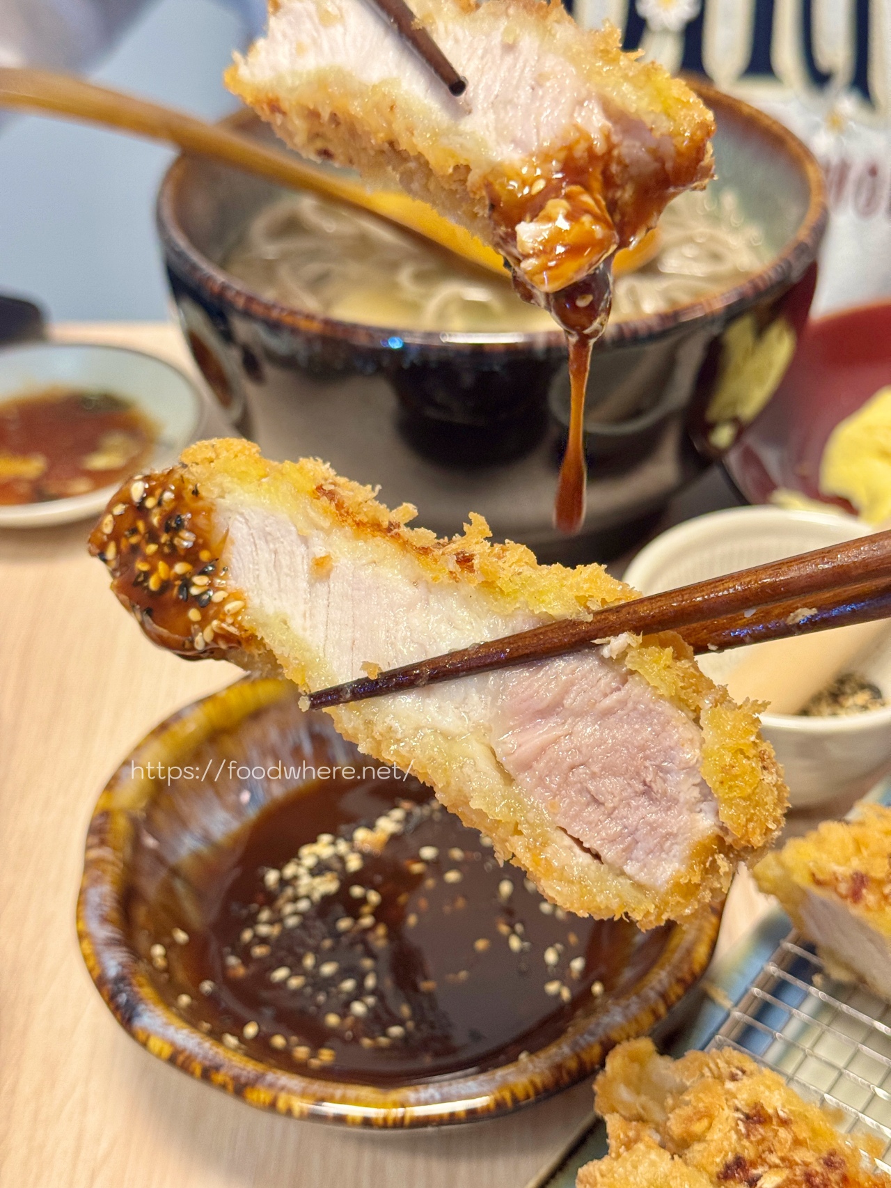 （有放菜單）高雄也吃得到！日籍老闆手打蕎麥麵《手打蕎麥麵 二八》 清爽柚子湯麵、炸厚豬排、天婦羅沾麵 夏天吃剛剛好！ @高雄美食底對