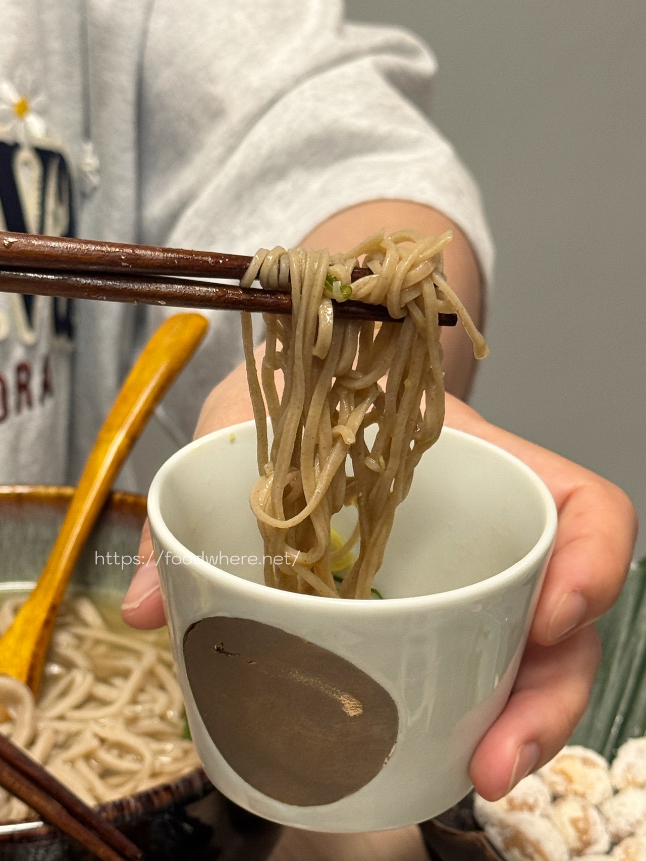 （有放菜單）高雄也吃得到！日籍老闆手打蕎麥麵《手打蕎麥麵 二八》 清爽柚子湯麵、炸厚豬排、天婦羅沾麵 夏天吃剛剛好！ @高雄美食底對