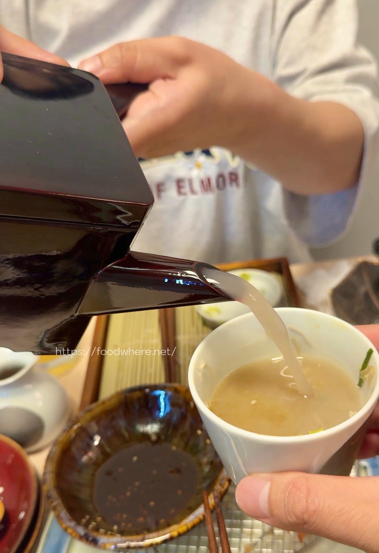 （有放菜單）高雄也吃得到！日籍老闆手打蕎麥麵《手打蕎麥麵 二八》 清爽柚子湯麵、炸厚豬排、天婦羅沾麵 夏天吃剛剛好！ @高雄美食底對