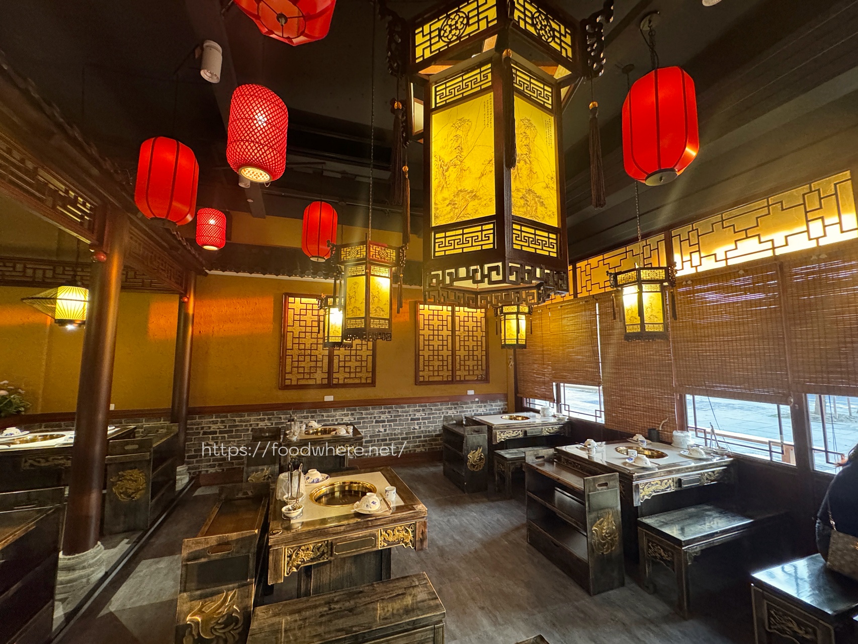 高雄新店《老重慶麻辣火鍋》中央公園旁的道地重慶麻辣火鍋 @高雄美食底對
