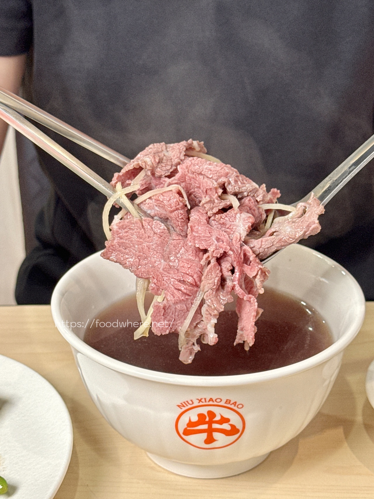 （有菜單）高雄新開幕！每日台南善化直送新鮮溫體牛肉《牛小飽溫體牛肉》爆汁滑蛋牛肉、醋溜土豆絲通通是神級白飯殺手！ @高雄美食底對