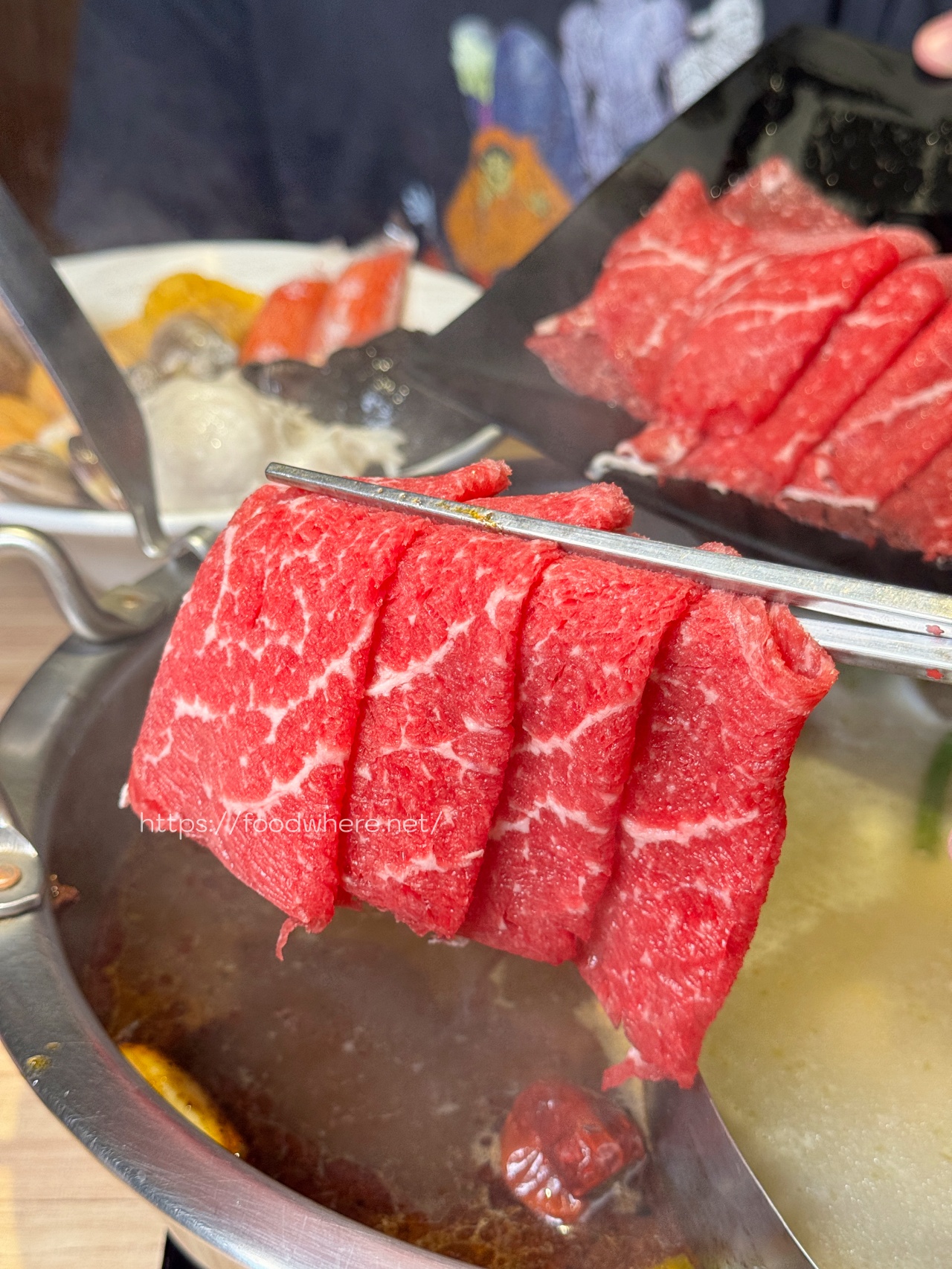 （多圖）高雄麻辣火鍋天花板《饗麻饗辣明誠旗艦店》夏季芒果甜點狂炸！不怕你吃 @高雄美食底對