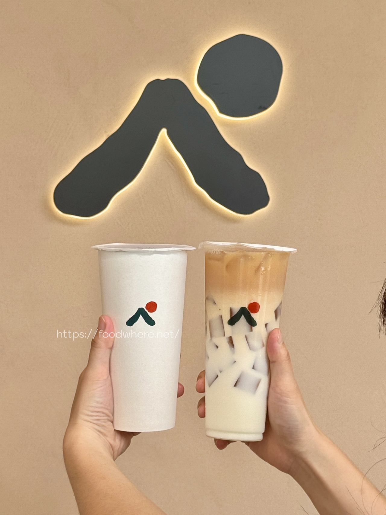 （有完整價格表）鶴茶樓全新品牌《青山》高雄裕誠店 插旗瑞豐夜市附近，高雄青山飲料 @高雄美食底對