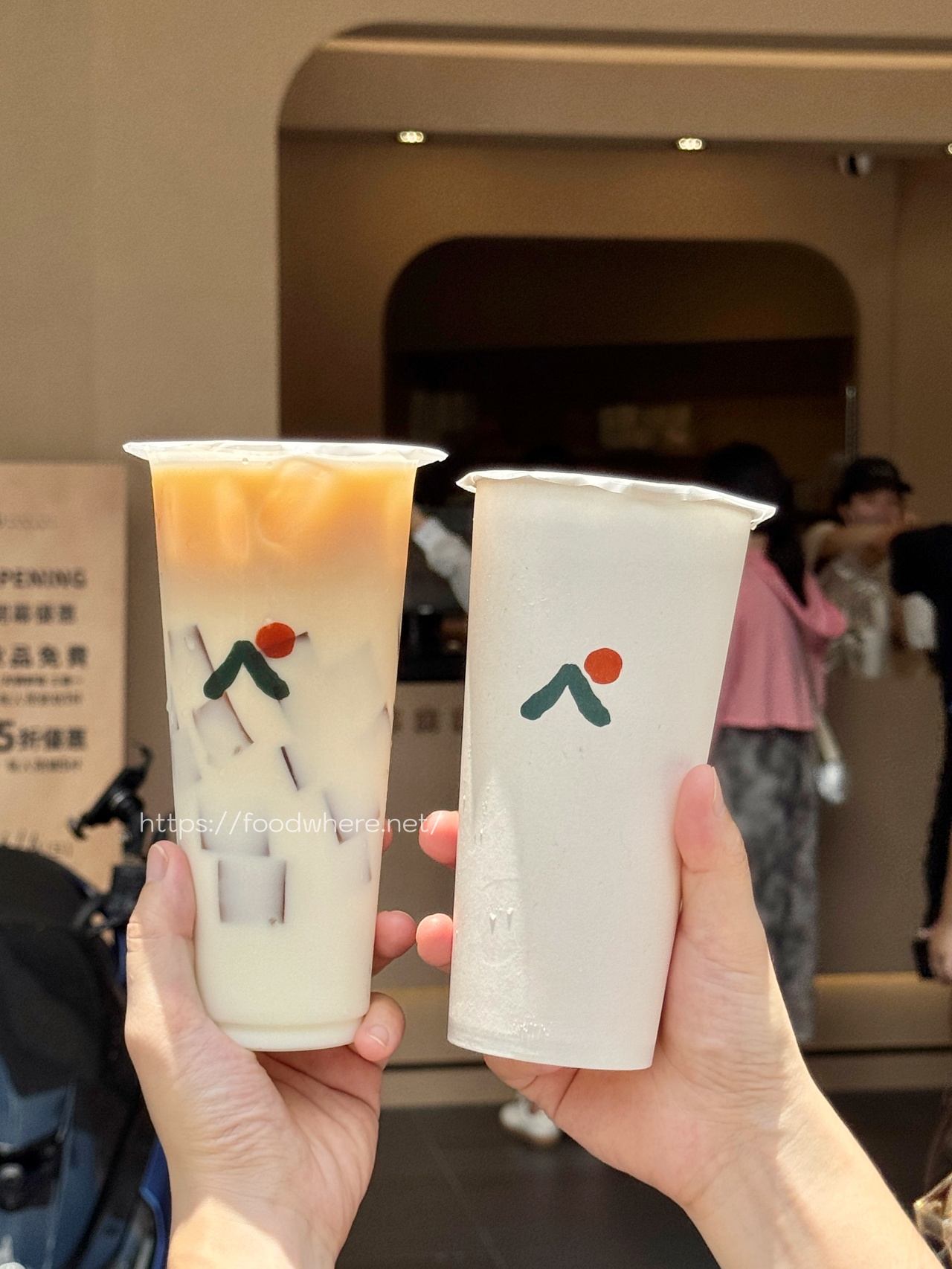 （有完整價格表）鶴茶樓全新品牌《青山》高雄裕誠店 插旗瑞豐夜市附近，高雄青山飲料 @高雄美食底對