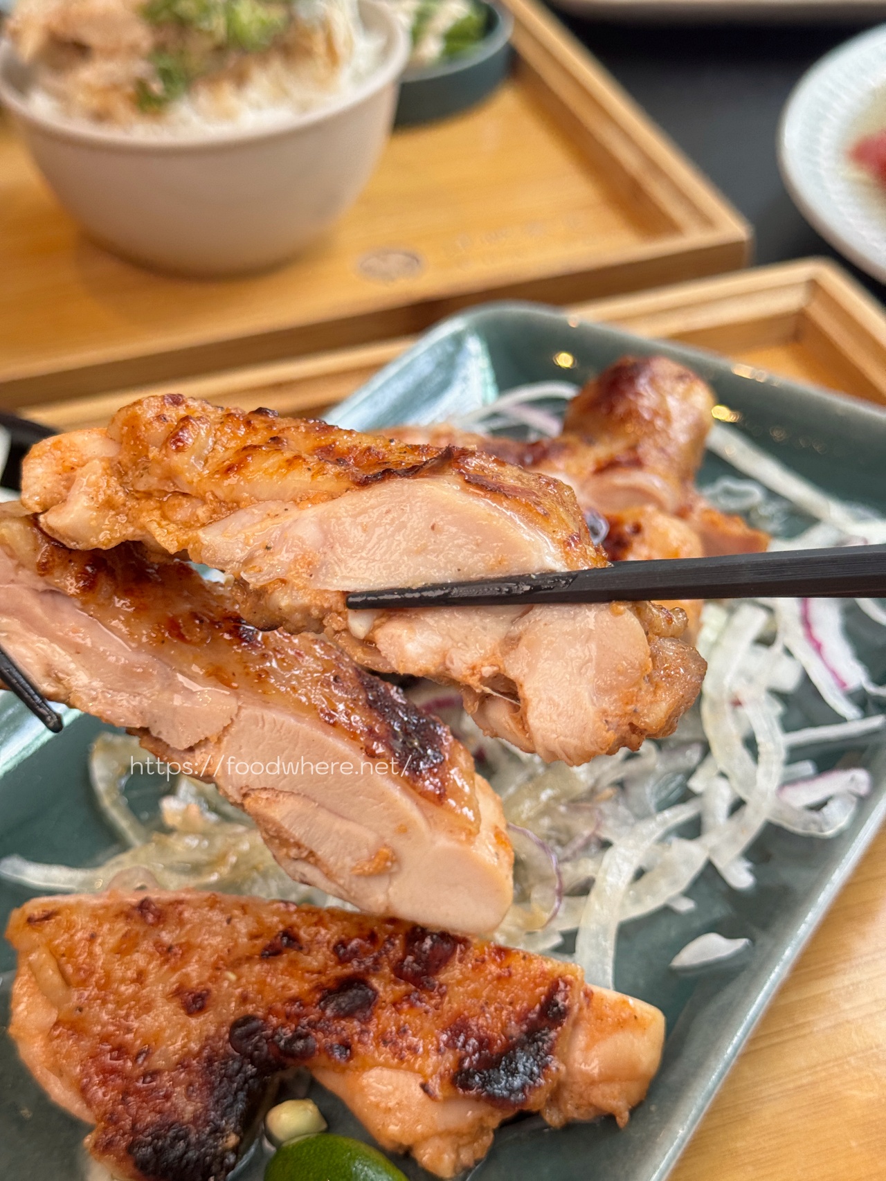 (有菜單)高雄美術館旁日式定食推薦《沐映参食》香蒸鱸魚、魚骨熬煮的鮭魚湯烏龍 @高雄美食底對