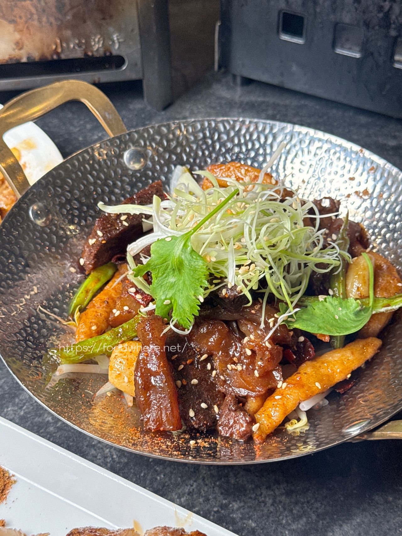 （最新菜單）左營必吃酸菜、麻辣烤魚這家真的要收藏《小烤魚食事處》老饕們的私房酸菜烤魚店 高雄聚餐 @高雄美食底對