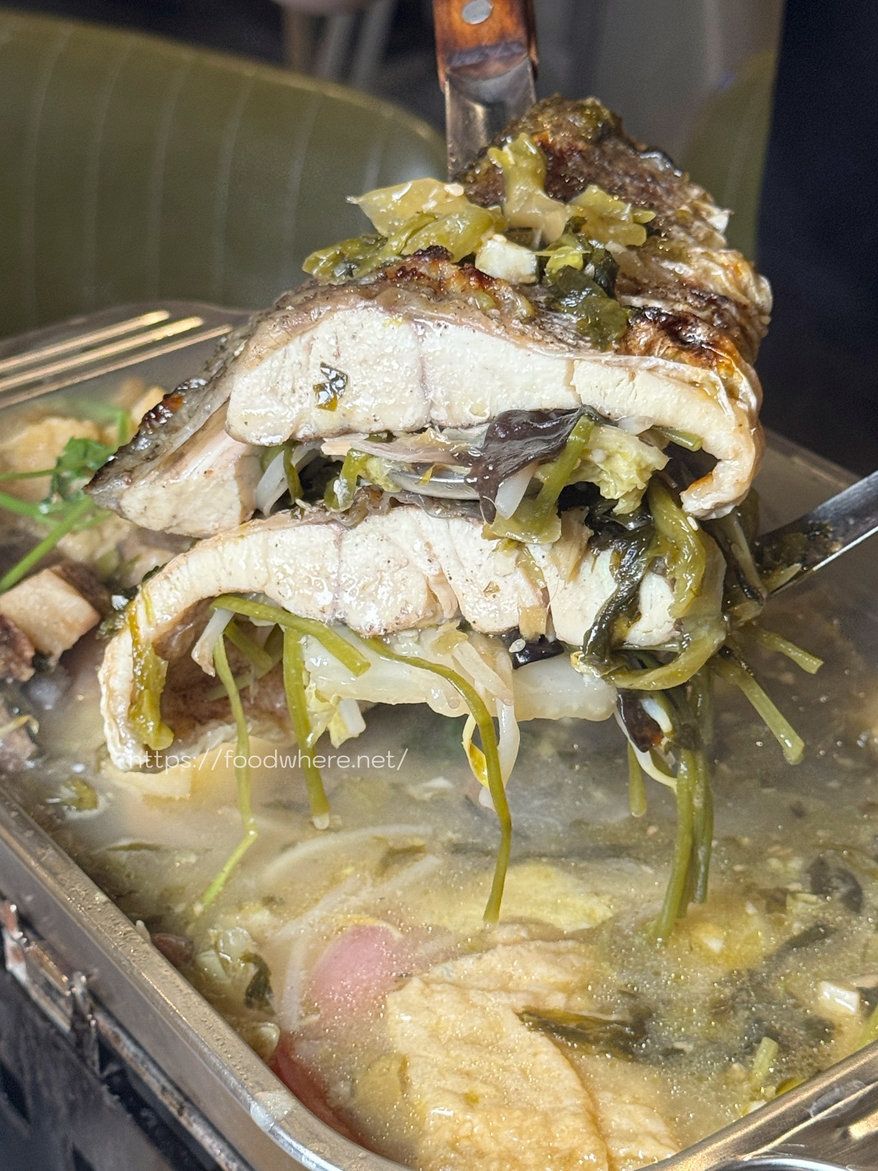 （最新菜單）左營必吃酸菜、麻辣烤魚這家真的要收藏《小烤魚食事處》老饕們的私房酸菜烤魚店 高雄聚餐 @高雄美食底對