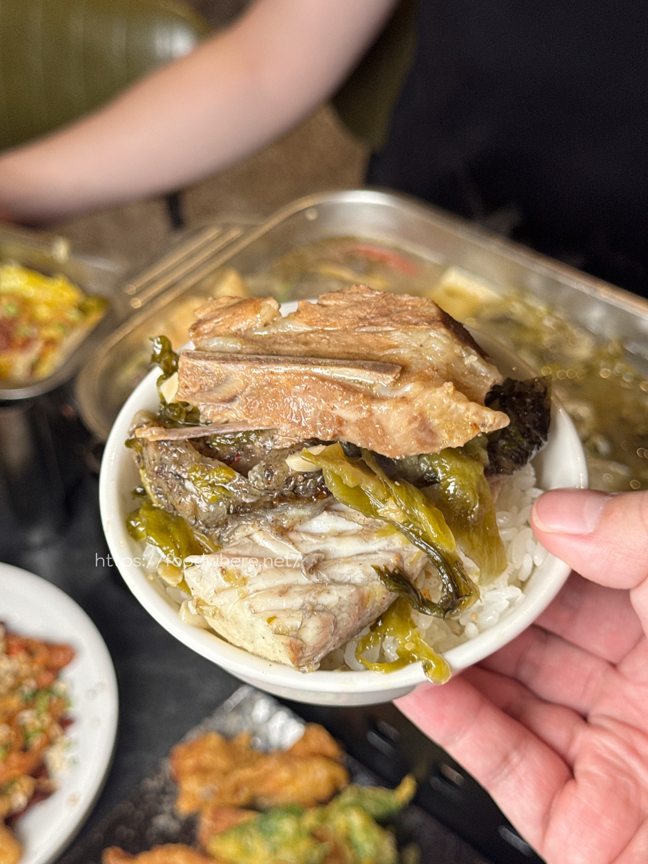 （最新菜單）左營必吃酸菜、麻辣烤魚這家真的要收藏《小烤魚食事處》老饕們的私房酸菜烤魚店 高雄聚餐 @高雄美食底對