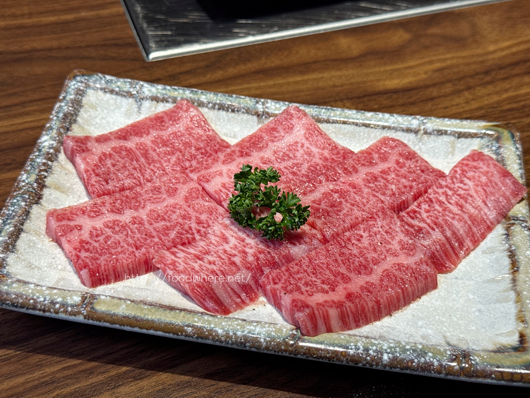 （完整菜單）最強左營燒肉餐酒館《UNCLE SHAWN》專人桌邊代烤，包廂訂位聚餐首選，燒肉、日料、酒水一次到位！ @高雄美食底對