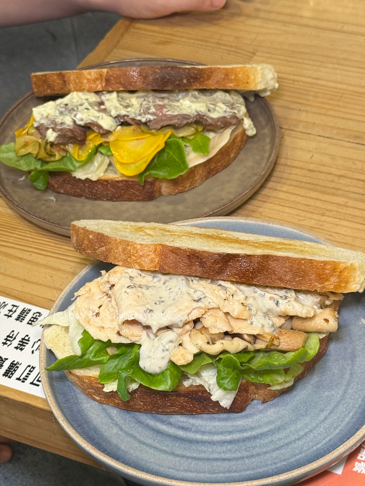 （有放菜單）高雄巷弄裡的寶藏早午餐《AOi st. Sandwiches 》酸種麵包三明治推薦 @高雄美食底對