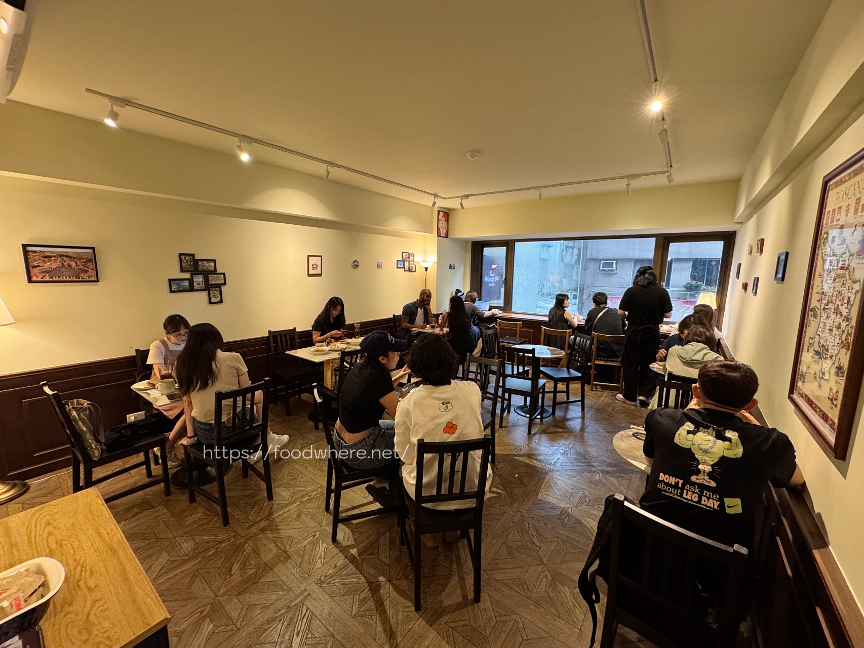 （有放菜單）高雄文化中心必訪《巴索托咖啡館 Bassotto Caffè》經典義大利菜 可頌 咖啡推薦 @高雄美食底對