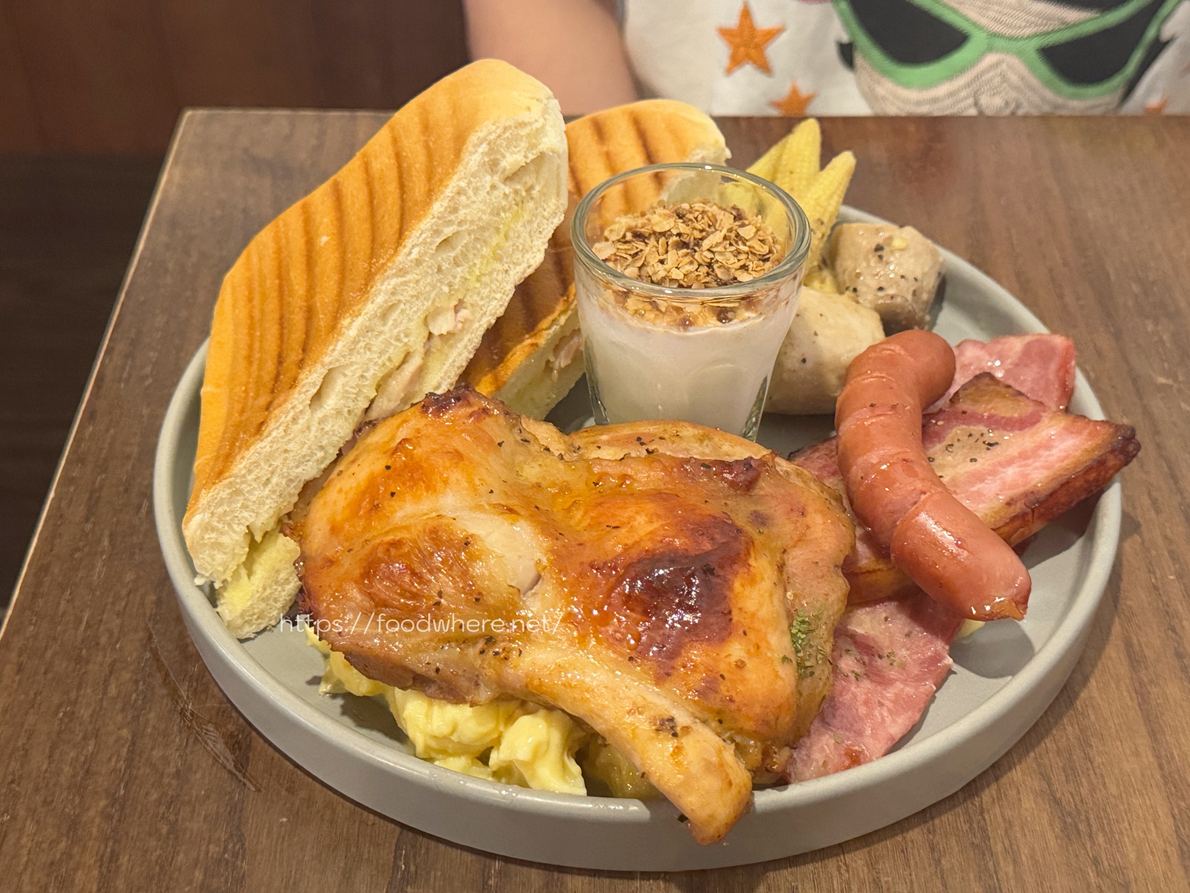 (有放菜單)高雄苓雅必吃早午餐《The Baker’kitchen,co. 》樂焙可廚房 自選麵包大滿足 @高雄美食底對