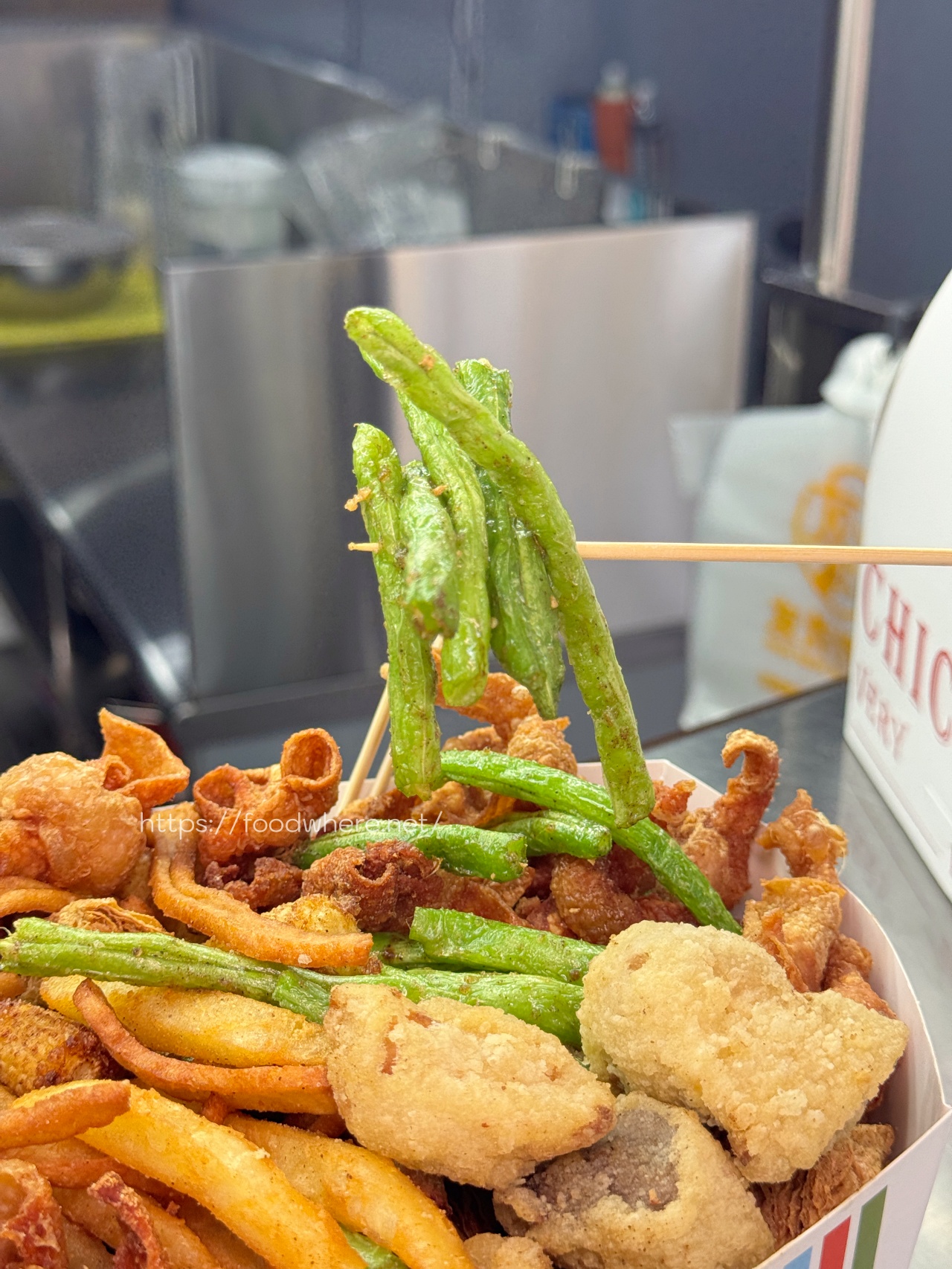 （有價目表）高雄必吃！《友炸炸雞》梓官高雄總店，碳烤全雞真的太銷魂 @高雄美食底對