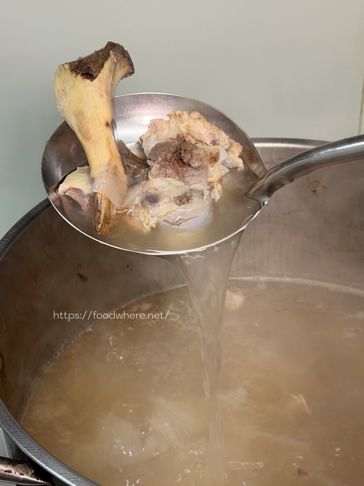 （有菜單）高雄巷弄裡的懷舊系冰果室《巷口日和》鍋燒意麵、香蕉冰紅茶、雪花冰、香蕉清冰一次滿足 @高雄美食底對